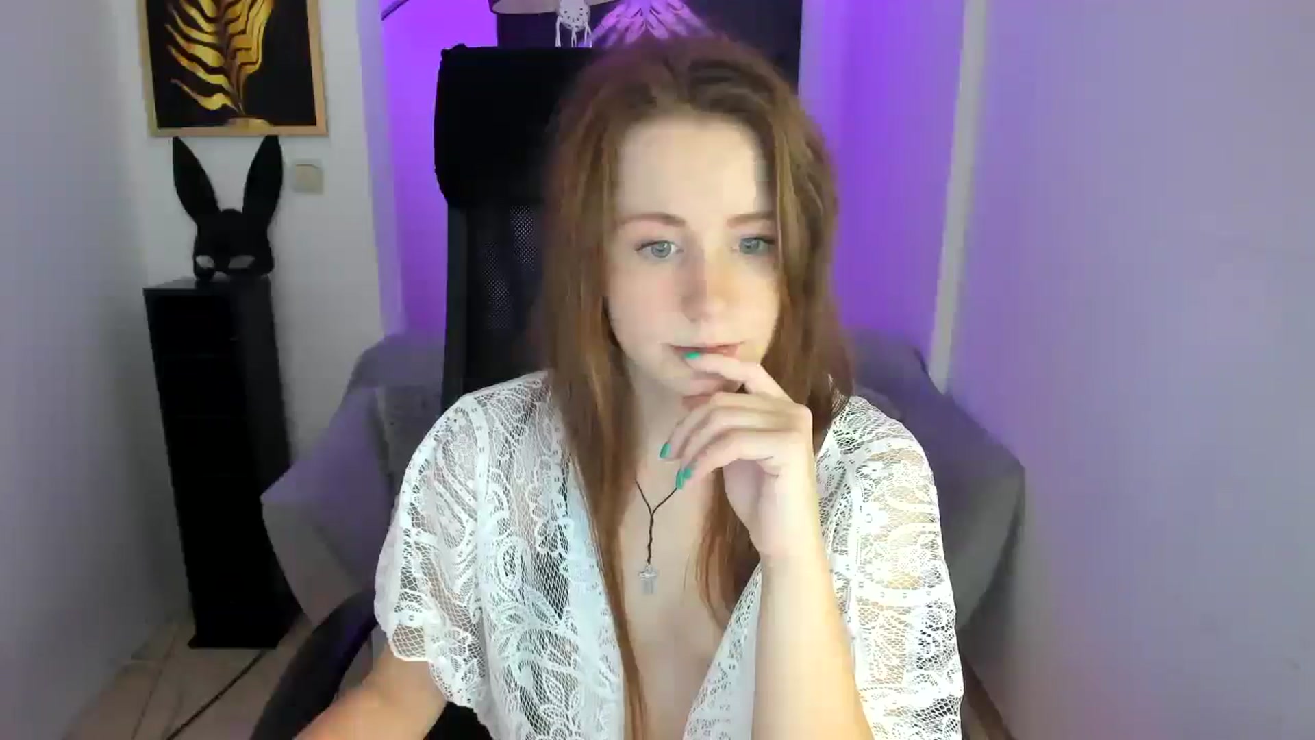 Gallery image thumbnail from Moonshinee's myfreecams stream on, 11/29/2024, 18:17 image 20 of 20