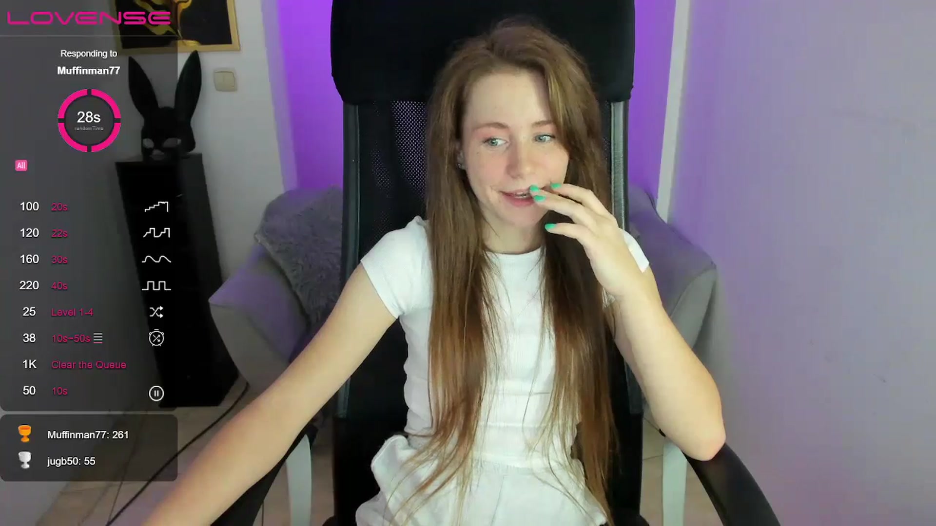 Gallery image thumbnail from Moonshinee's myfreecams stream on, 11/30/2024, 15:13 image 16 of 20