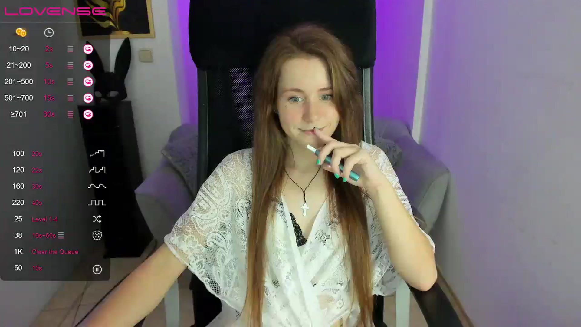 Gallery image thumbnail from Moonshinee's myfreecams stream on, 11/30/2024, 17:56 image 13 of 20
