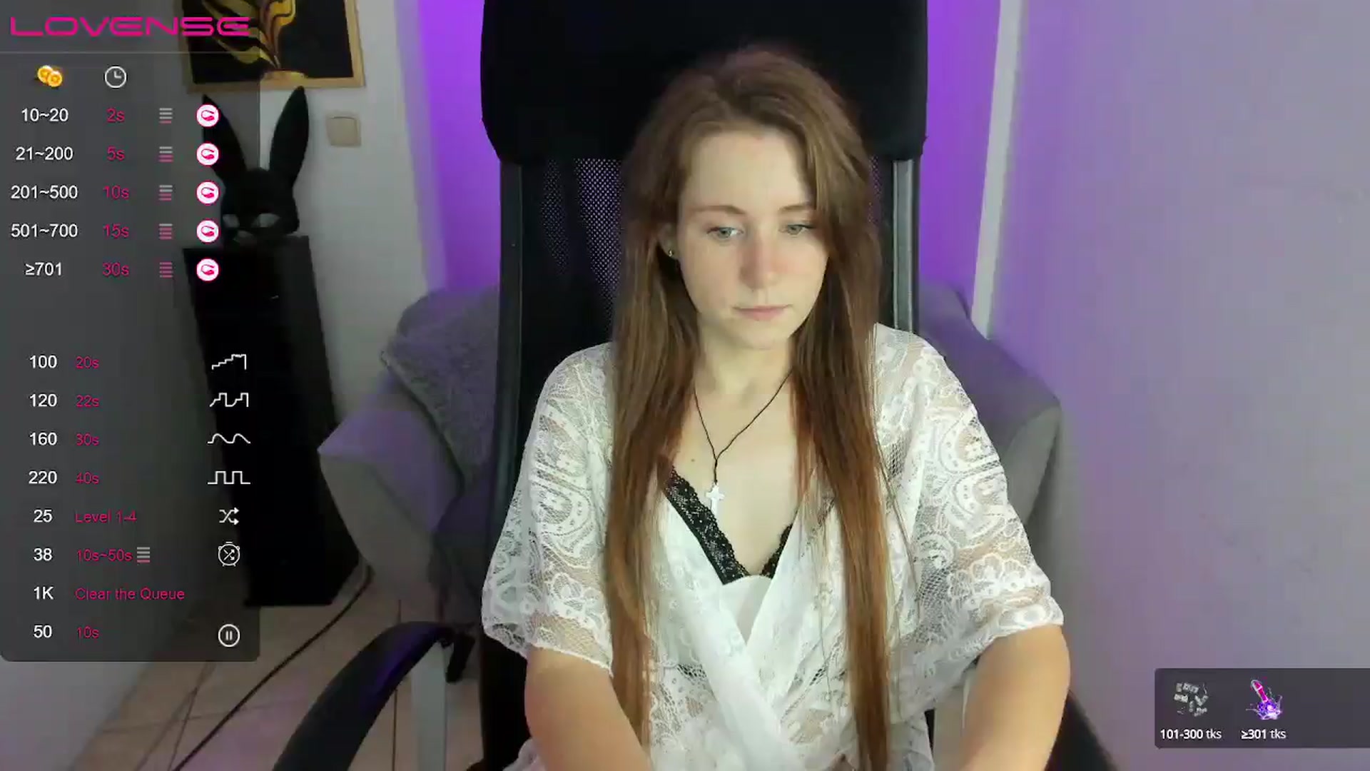 Gallery image thumbnail from Moonshinee's myfreecams stream on, 11/30/2024, 17:56 image 1 of 20