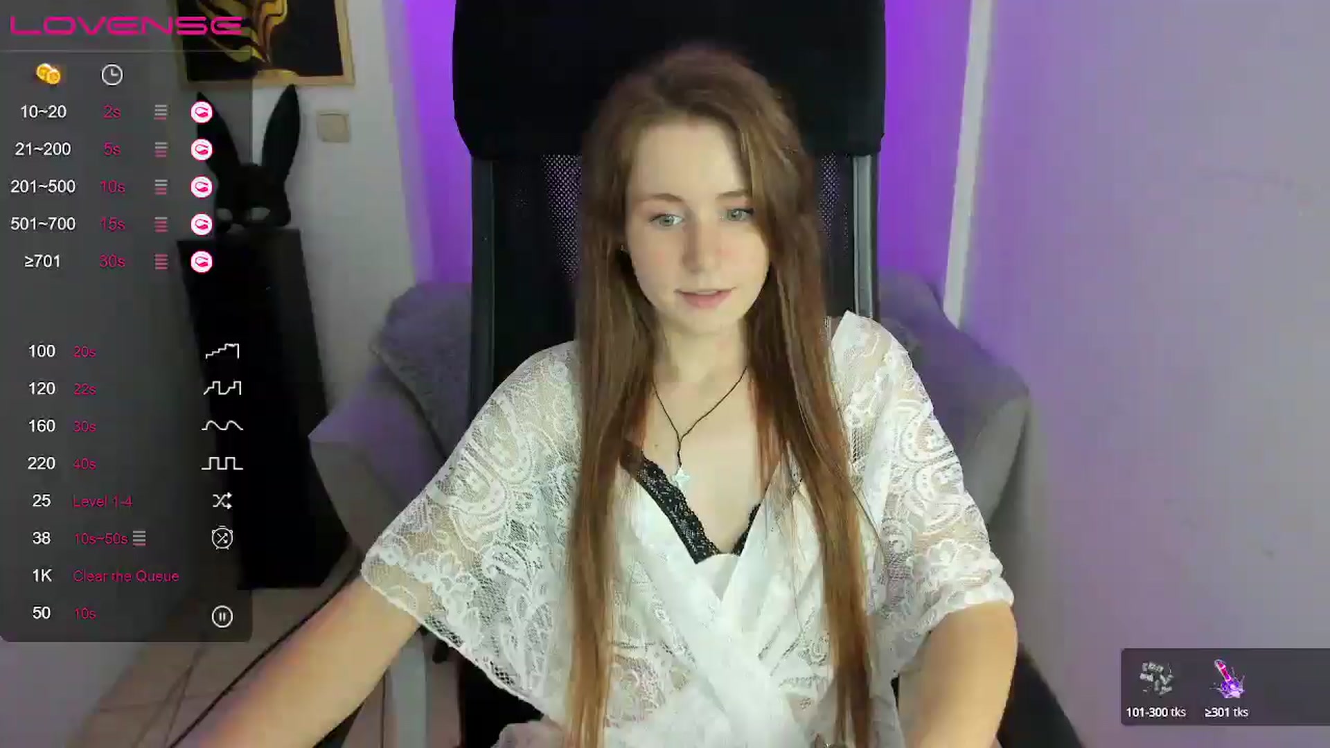 Gallery image thumbnail from Moonshinee's myfreecams stream on, 11/30/2024, 17:56 image 6 of 20