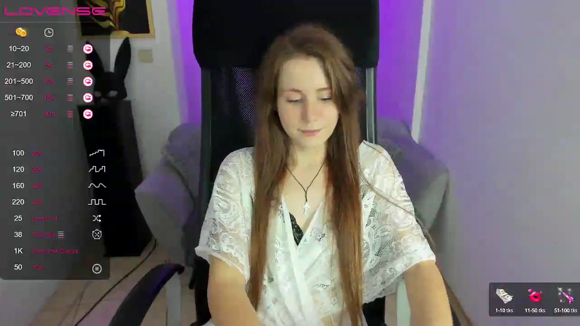 Gallery image thumbnail from Moonshinee's myfreecams stream on, 11/30/2024, 17:56 image 15 of 20