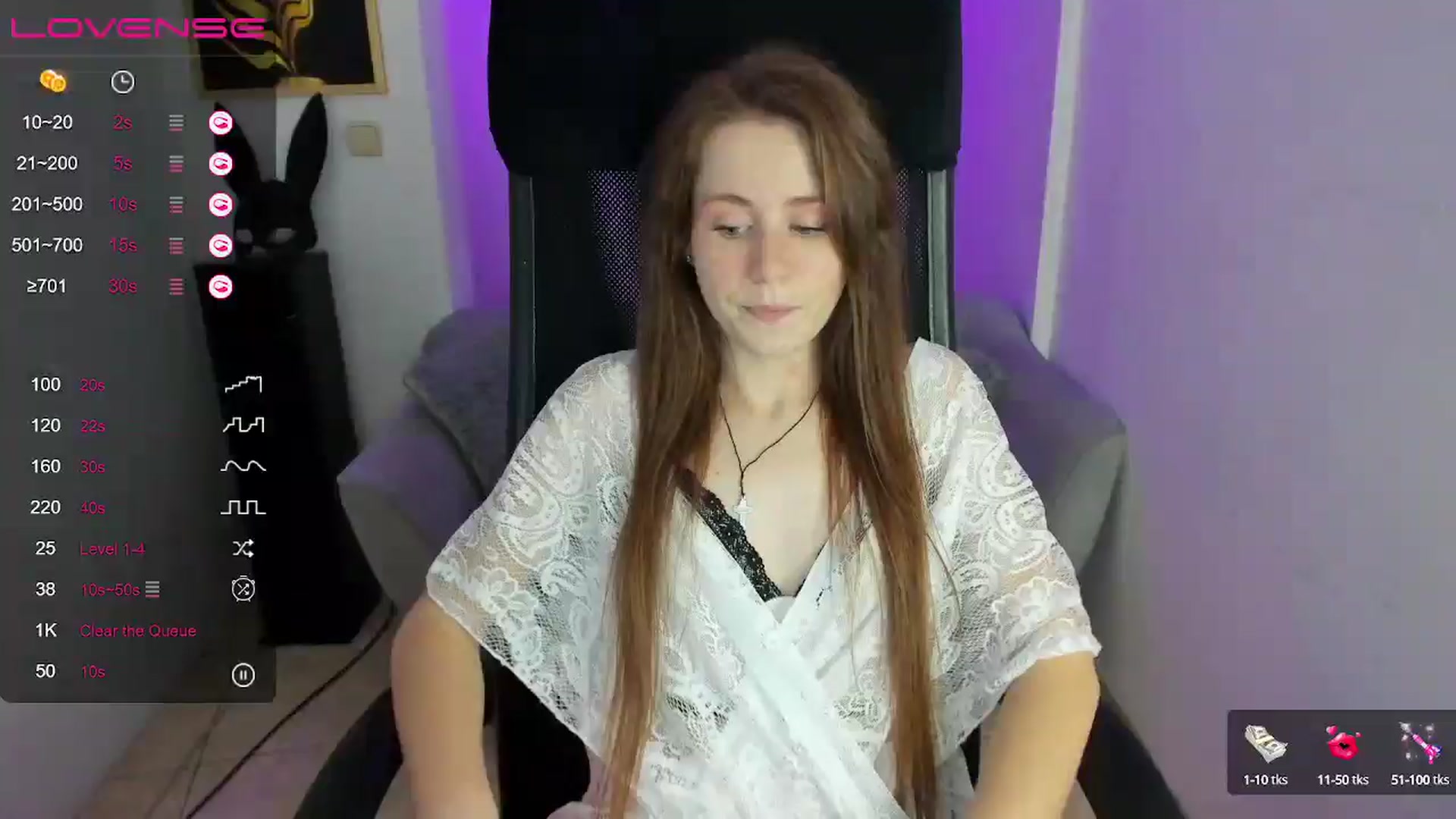 Gallery image thumbnail from Moonshinee's myfreecams stream on, 11/30/2024, 17:56 image 7 of 20
