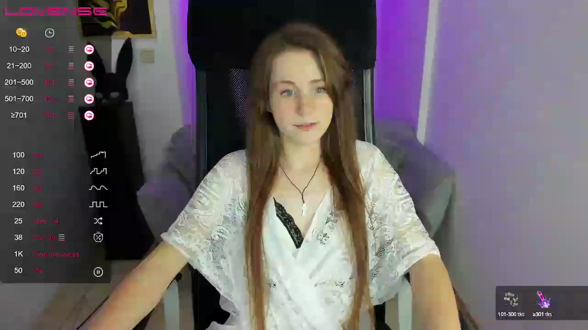 Gallery image thumbnail from Moonshinee's myfreecams stream on, 11/30/2024, 17:56 image 19 of 20