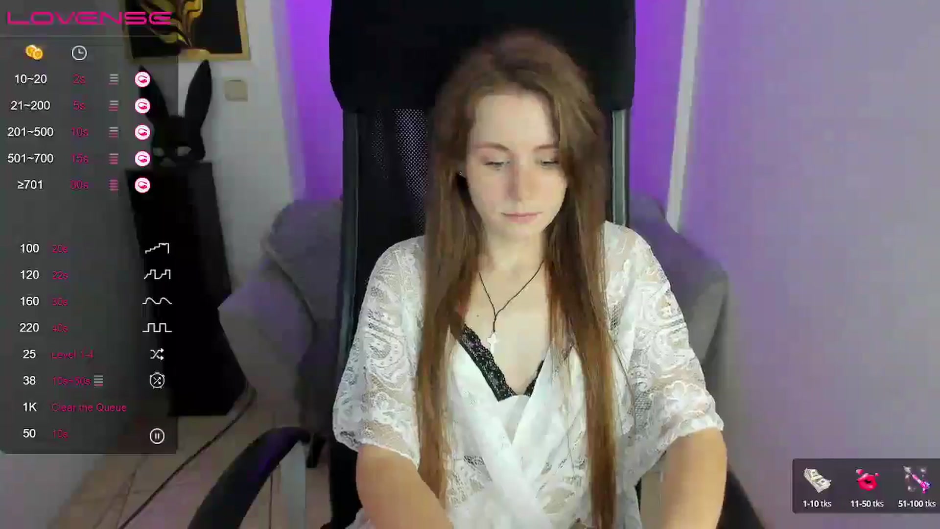 Gallery image thumbnail from Moonshinee's myfreecams stream on, 11/30/2024, 17:56 image 2 of 20