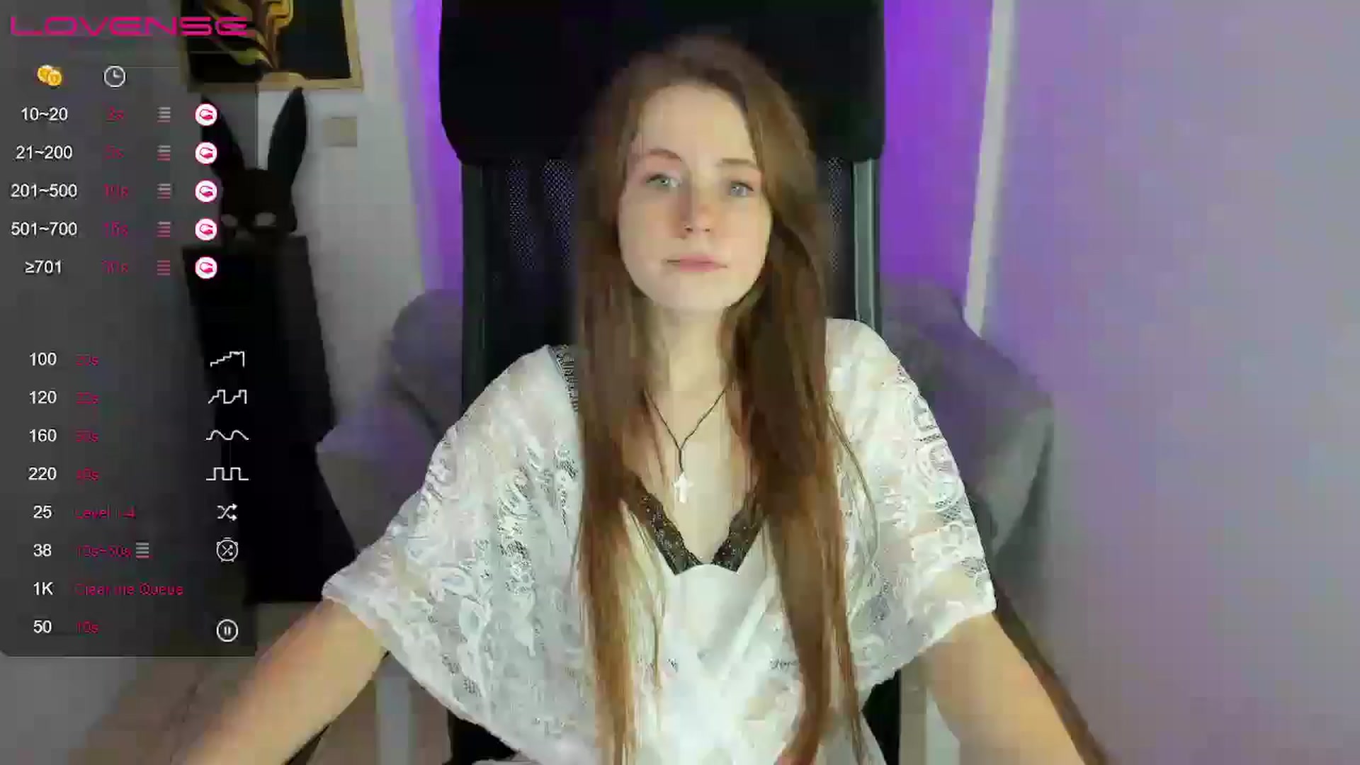 Gallery image thumbnail from Moonshinee's myfreecams stream on, 11/30/2024, 18:29 image 18 of 20