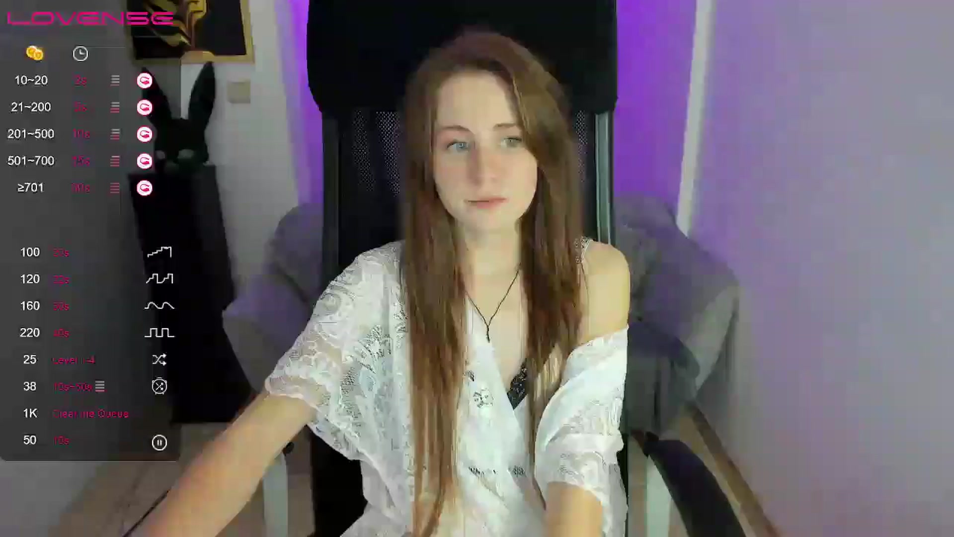 Gallery image thumbnail from Moonshinee's myfreecams stream on, 11/30/2024, 18:29 image 10 of 20