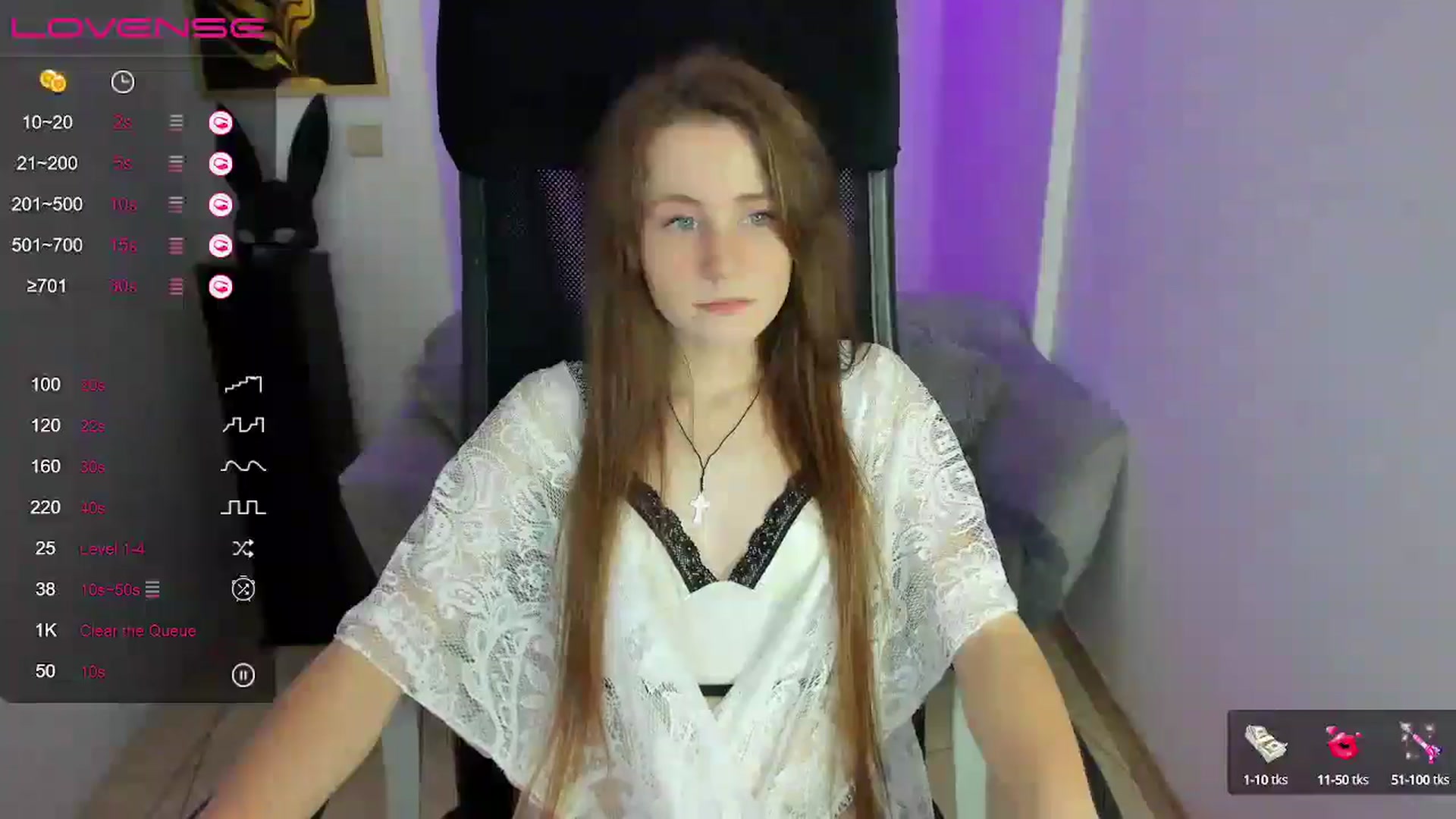Gallery image thumbnail from Moonshinee's myfreecams stream on, 11/30/2024, 18:29 image 14 of 20
