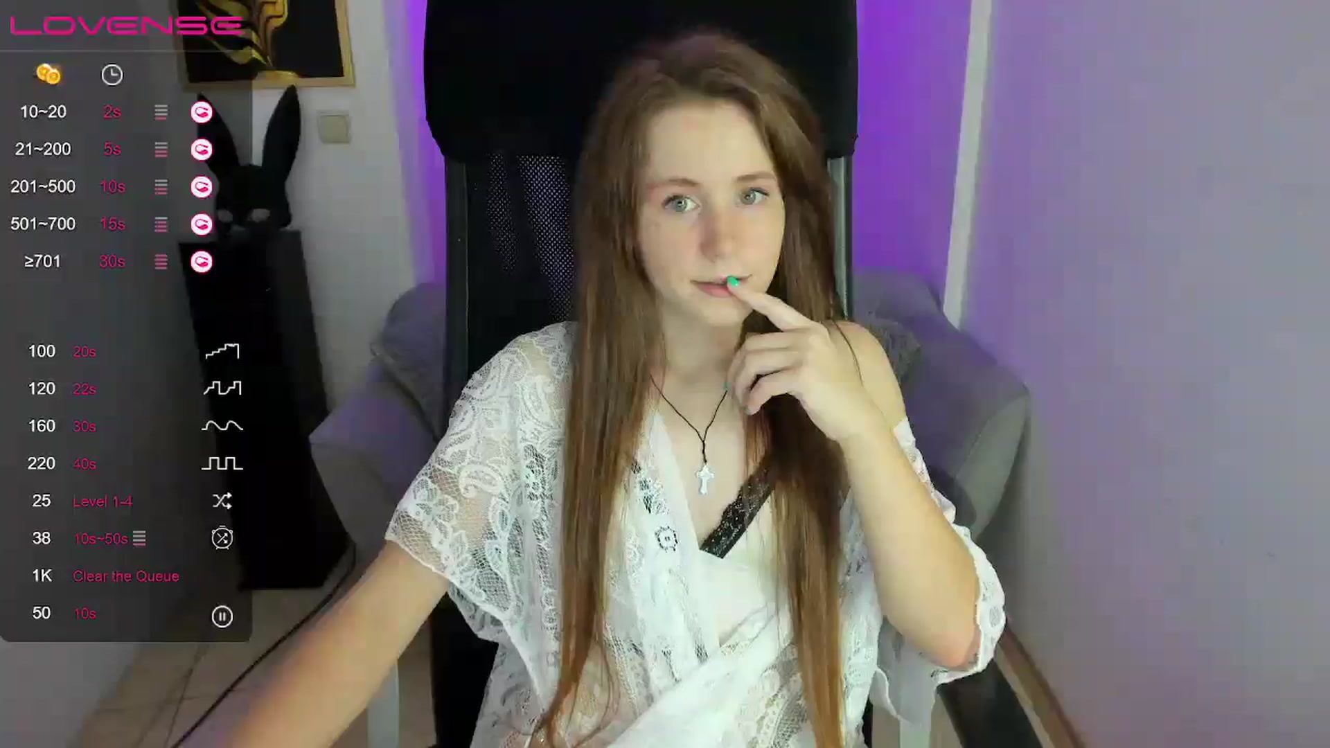 Gallery image thumbnail from Moonshinee's myfreecams stream on, 11/30/2024, 18:29 image 1 of 20