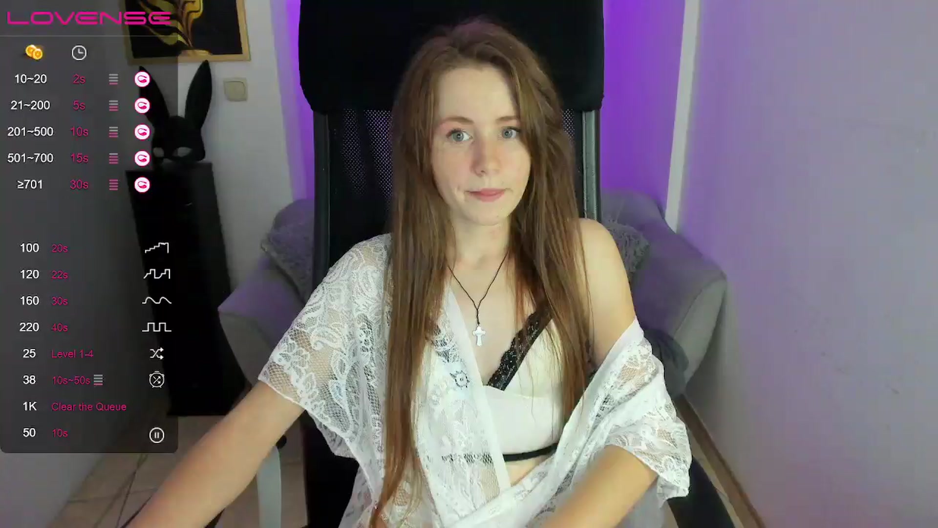 Gallery image thumbnail from Moonshinee's myfreecams stream on, 11/30/2024, 18:29 image 6 of 20