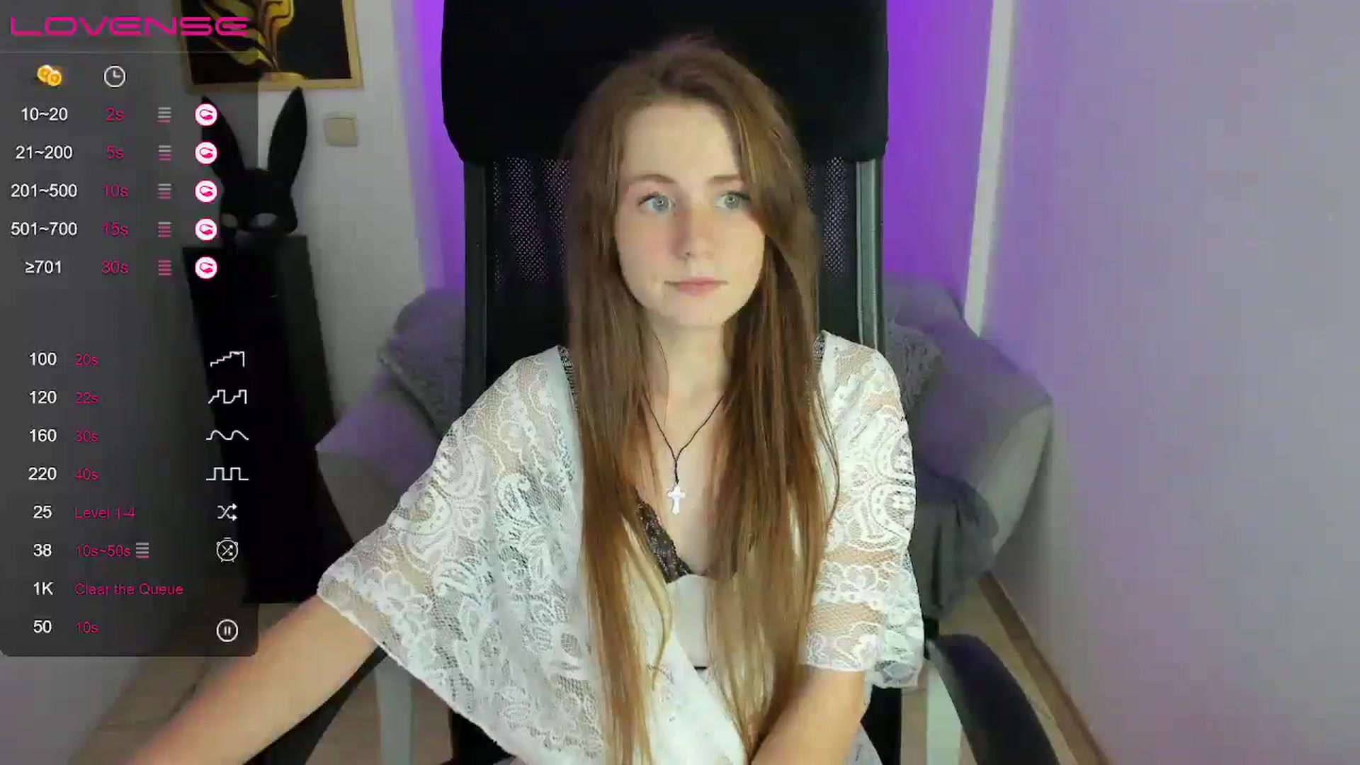 Gallery image thumbnail from Moonshinee's myfreecams stream on, 11/30/2024, 18:29 image 20 of 20