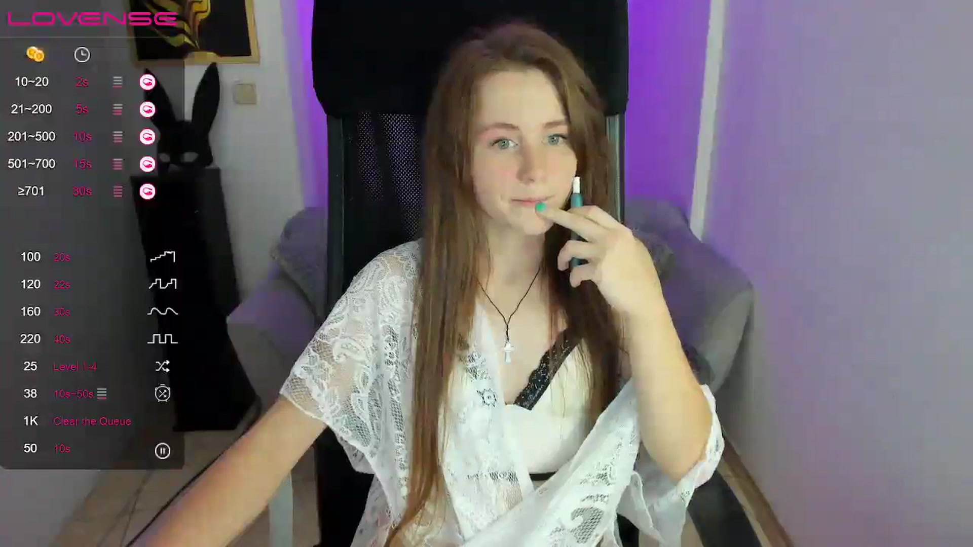 Gallery image thumbnail from Moonshinee's myfreecams stream on, 11/30/2024, 18:29 image 5 of 20