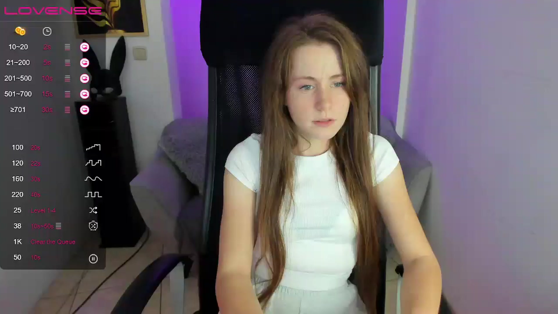 Gallery image thumbnail from Moonshinee's myfreecams stream on, 11/30/2024, 19:04 image 8 of 20