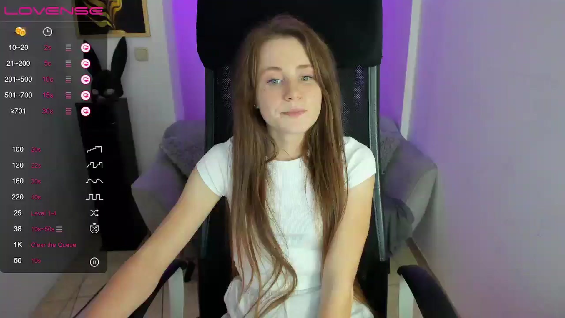 Gallery image thumbnail from Moonshinee's myfreecams stream on, 11/30/2024, 19:04 image 16 of 20