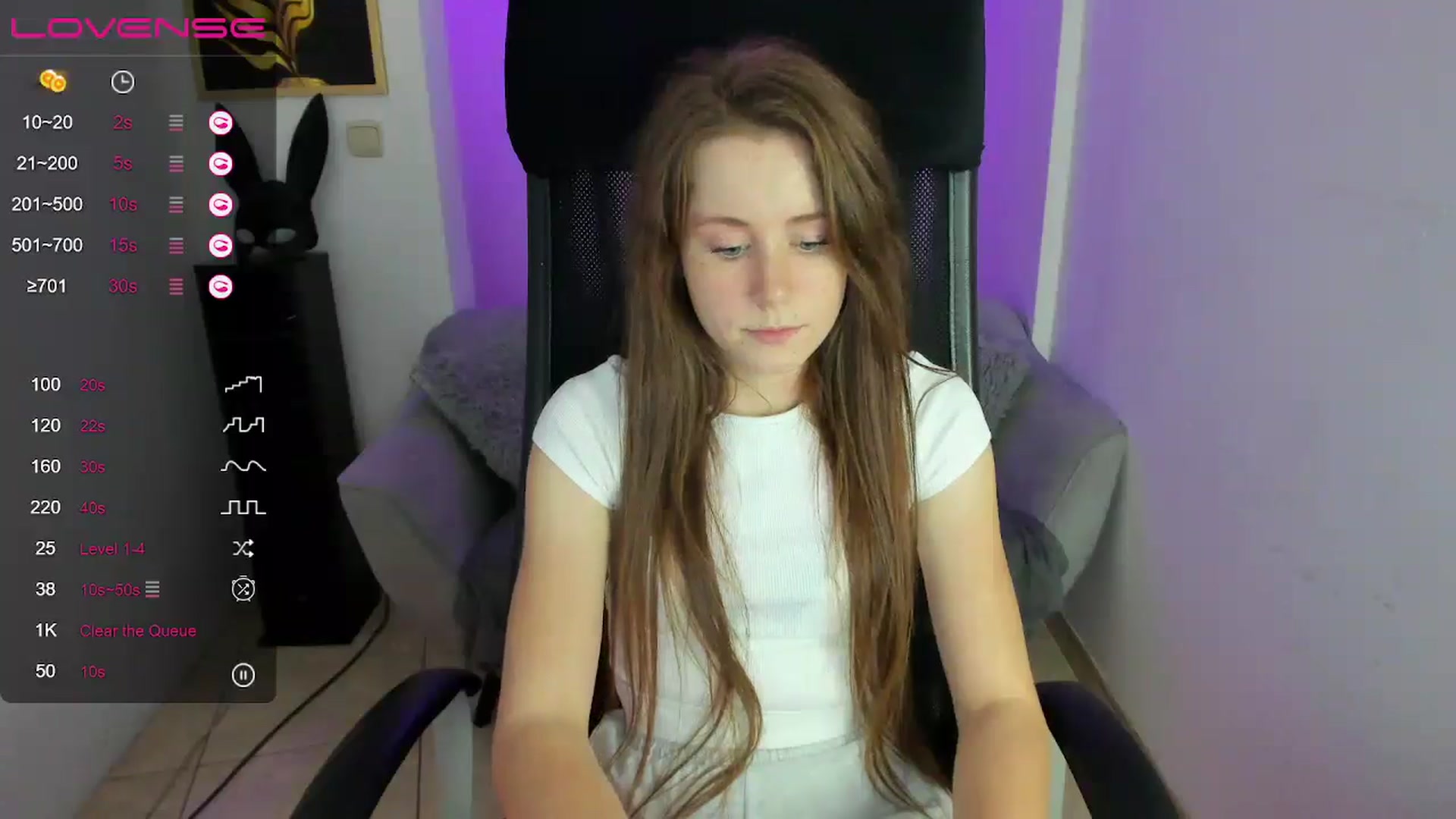Gallery image thumbnail from Moonshinee's myfreecams stream on, 11/30/2024, 19:04 image 18 of 20
