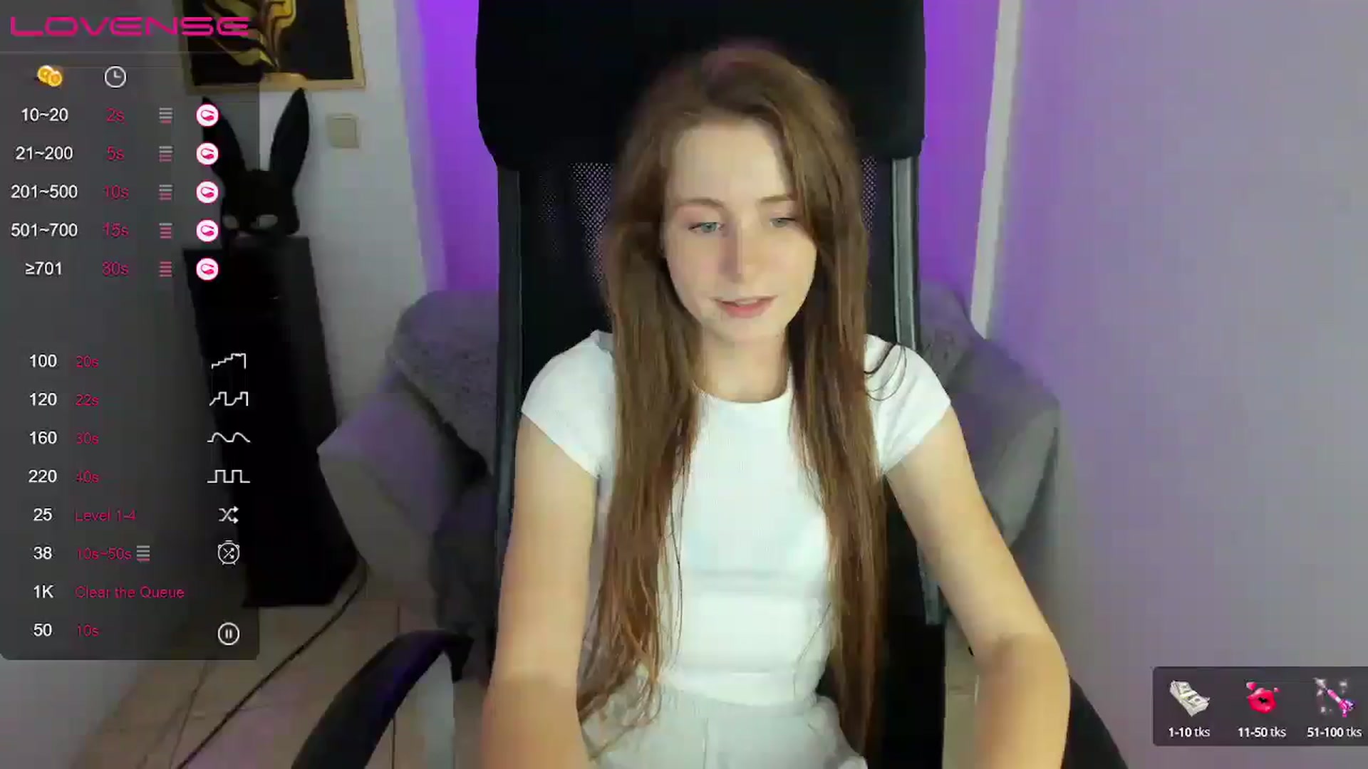 Gallery image thumbnail from Moonshinee's myfreecams stream on, 11/30/2024, 19:31 image 12 of 20