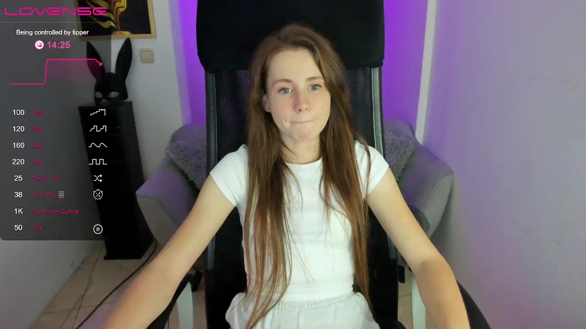 Gallery image thumbnail from Moonshinee's myfreecams stream on, 11/30/2024, 21:02 image 9 of 20