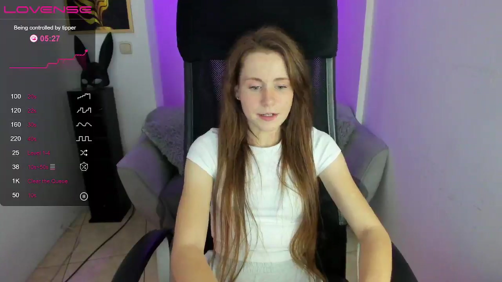 Gallery image thumbnail from Moonshinee's myfreecams stream on, 11/30/2024, 21:02 image 12 of 20