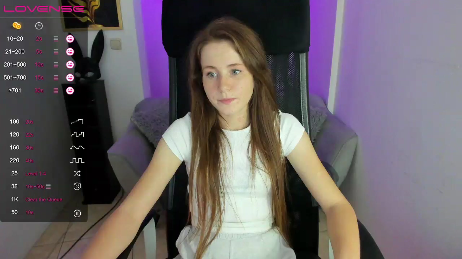Gallery image thumbnail from Moonshinee's myfreecams stream on, 11/30/2024, 21:02 image 7 of 20