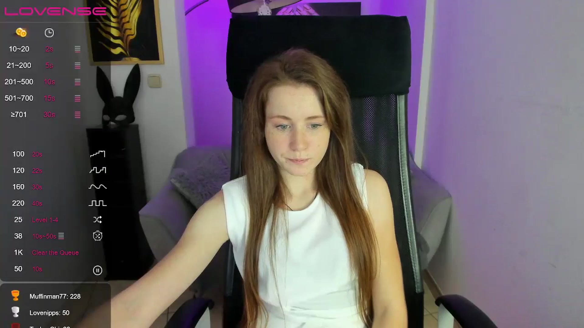 Gallery image thumbnail from Moonshinee's myfreecams stream on, 12/01/2024, 16:10 image 10 of 20