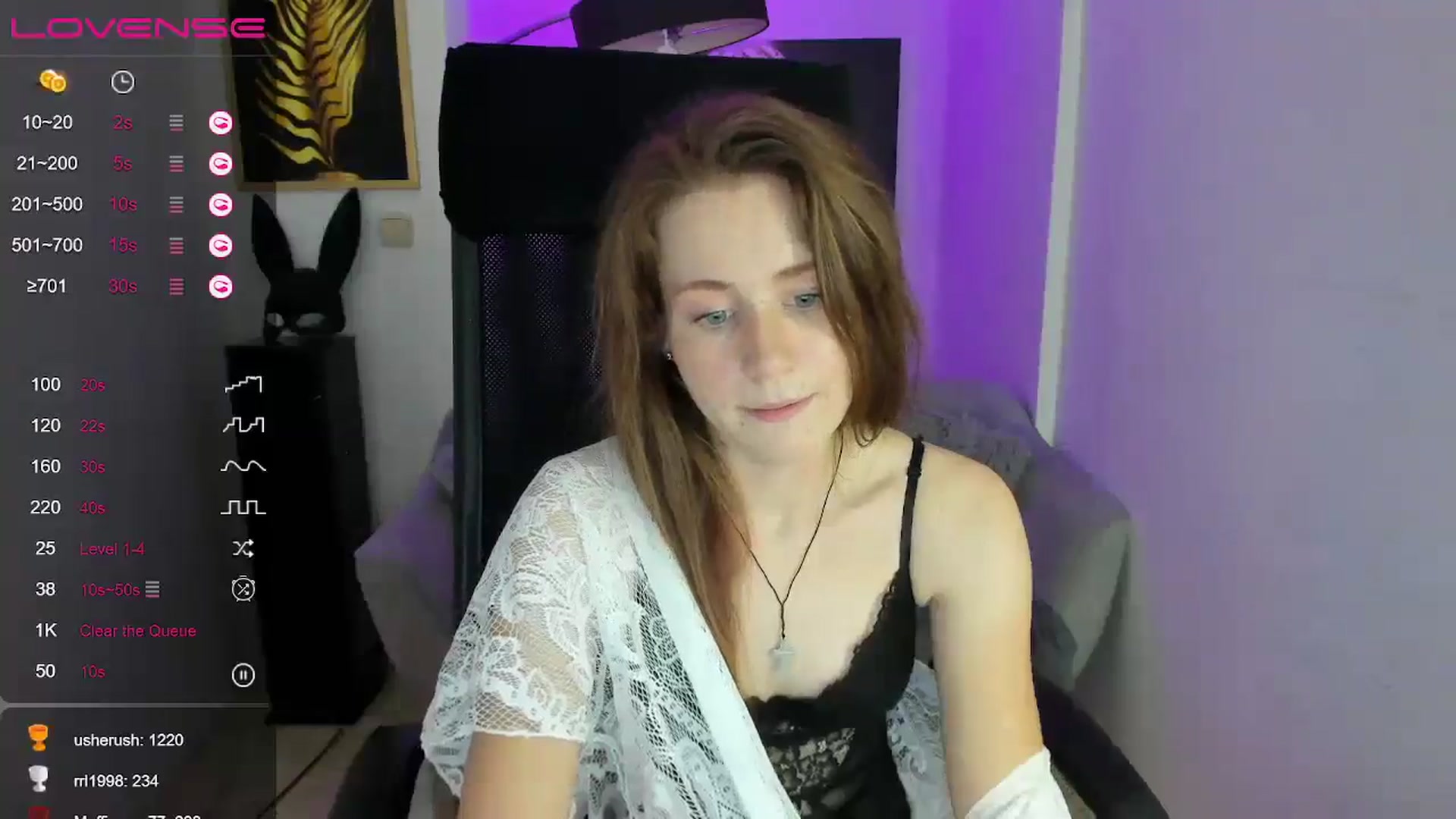 Gallery image thumbnail from Moonshinee's myfreecams stream on, 12/01/2024, 20:17 image 10 of 20