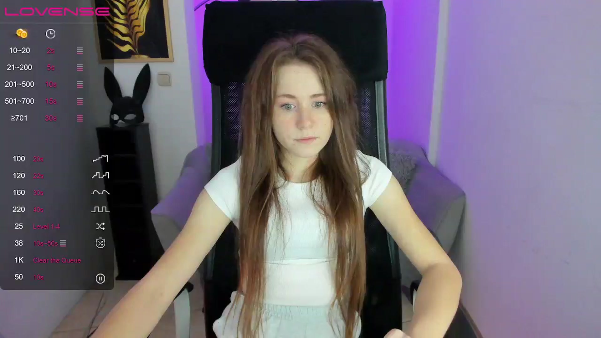 Gallery image thumbnail from Moonshinee's myfreecams stream on, 12/04/2024, 13:30 image 8 of 20