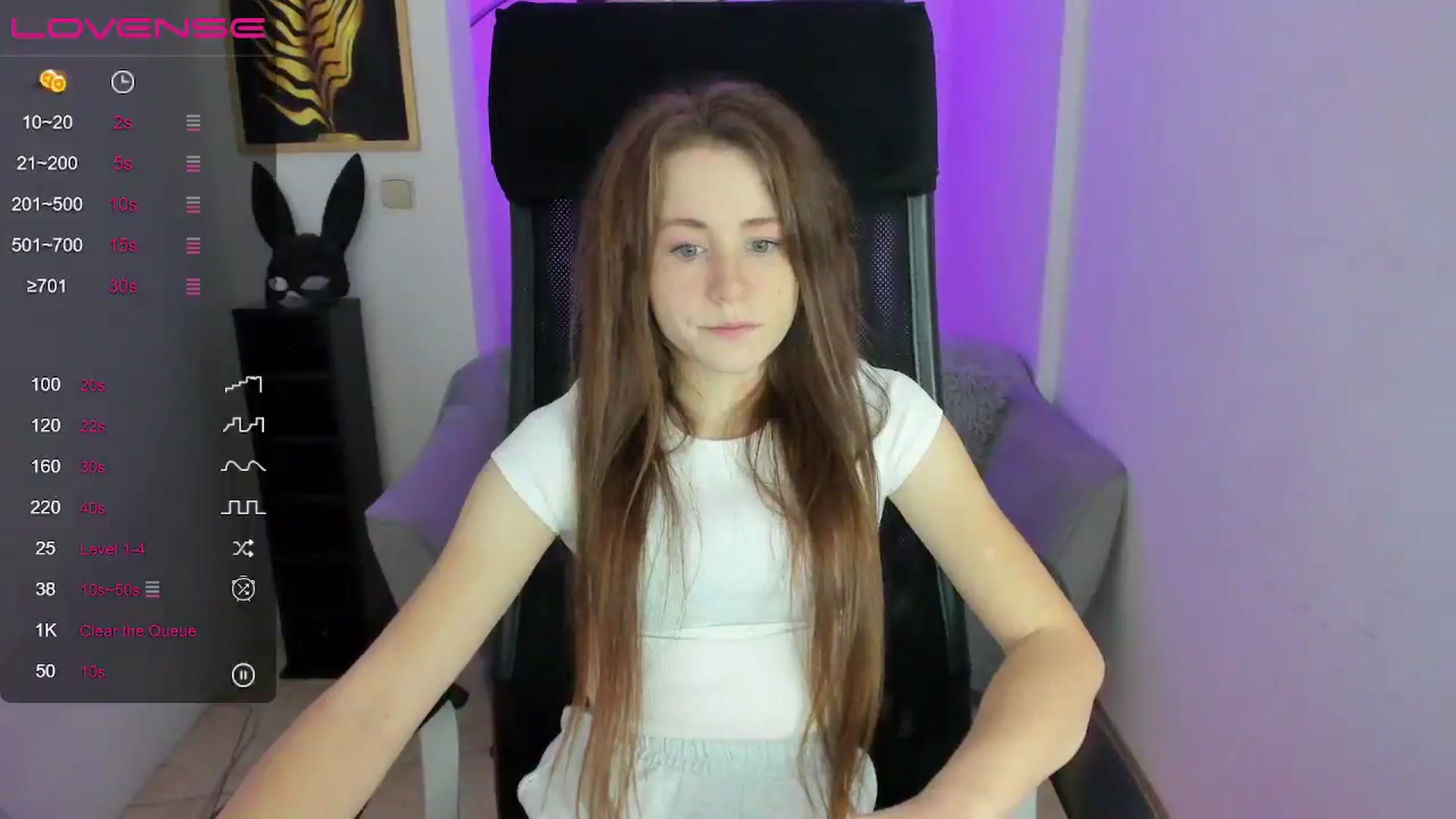 Gallery image thumbnail from Moonshinee's myfreecams stream on, 12/04/2024, 13:30 image 6 of 20