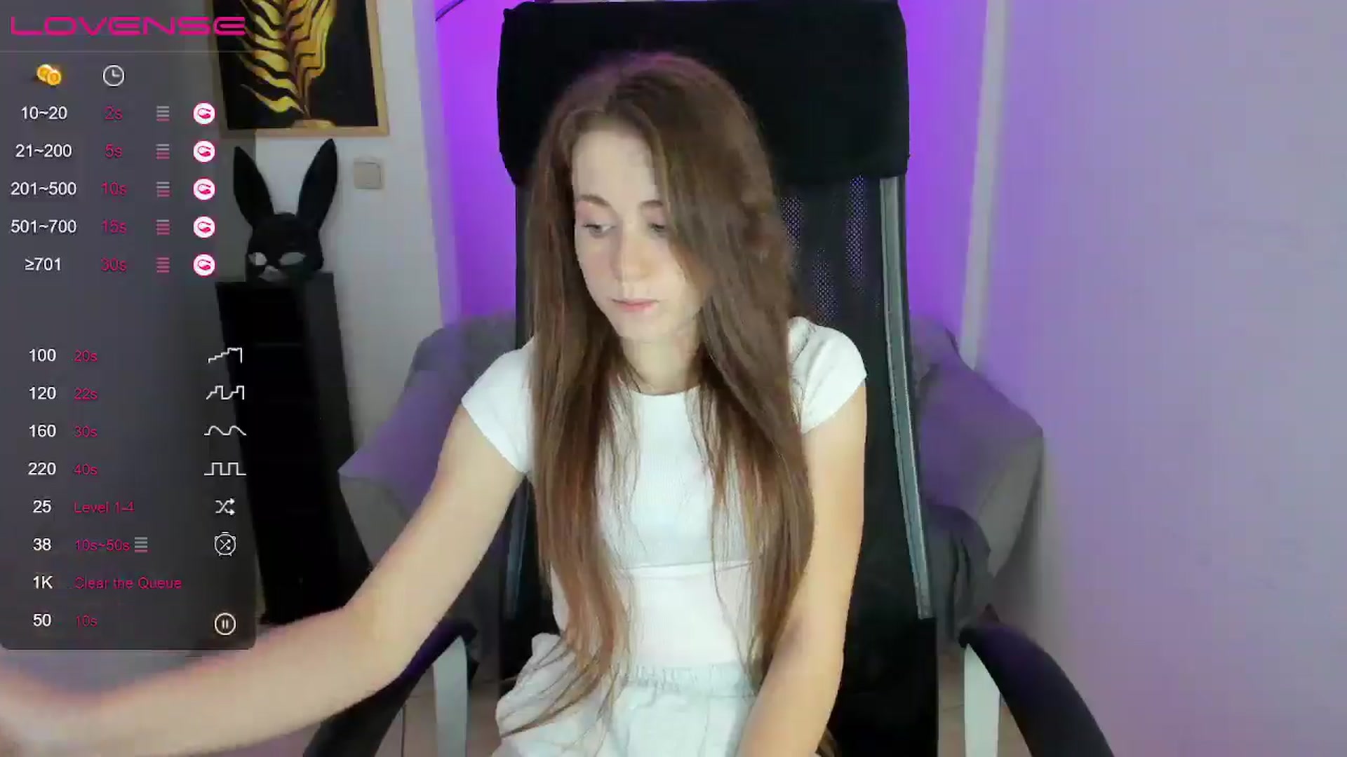 Gallery image thumbnail from Moonshinee's myfreecams stream on, 12/04/2024, 13:56 image 7 of 20