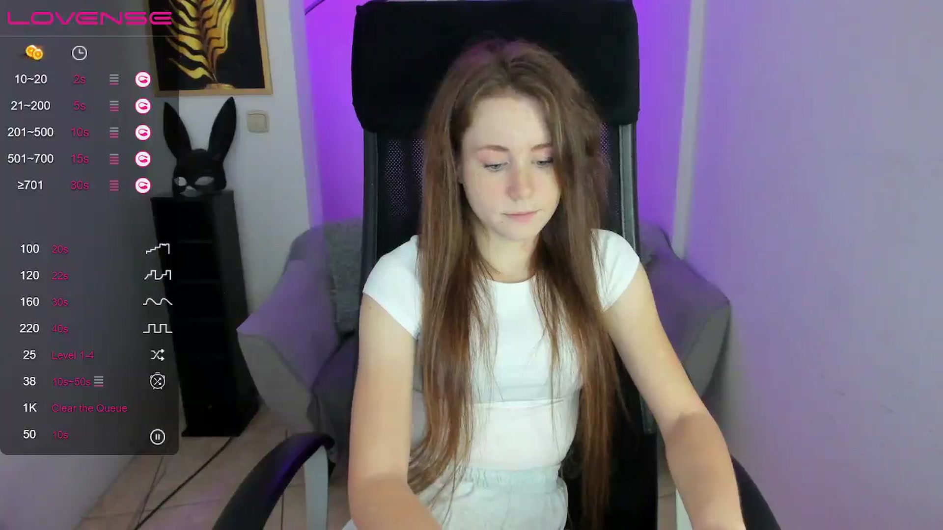 Gallery image thumbnail from Moonshinee's myfreecams stream on, 12/04/2024, 13:56 image 13 of 20