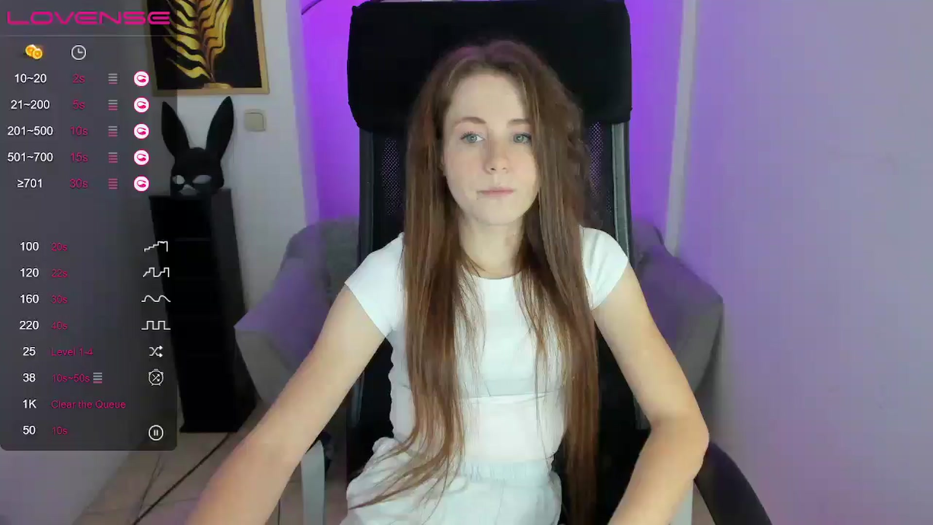 Gallery image thumbnail from Moonshinee's myfreecams stream on, 12/04/2024, 13:56 image 9 of 20