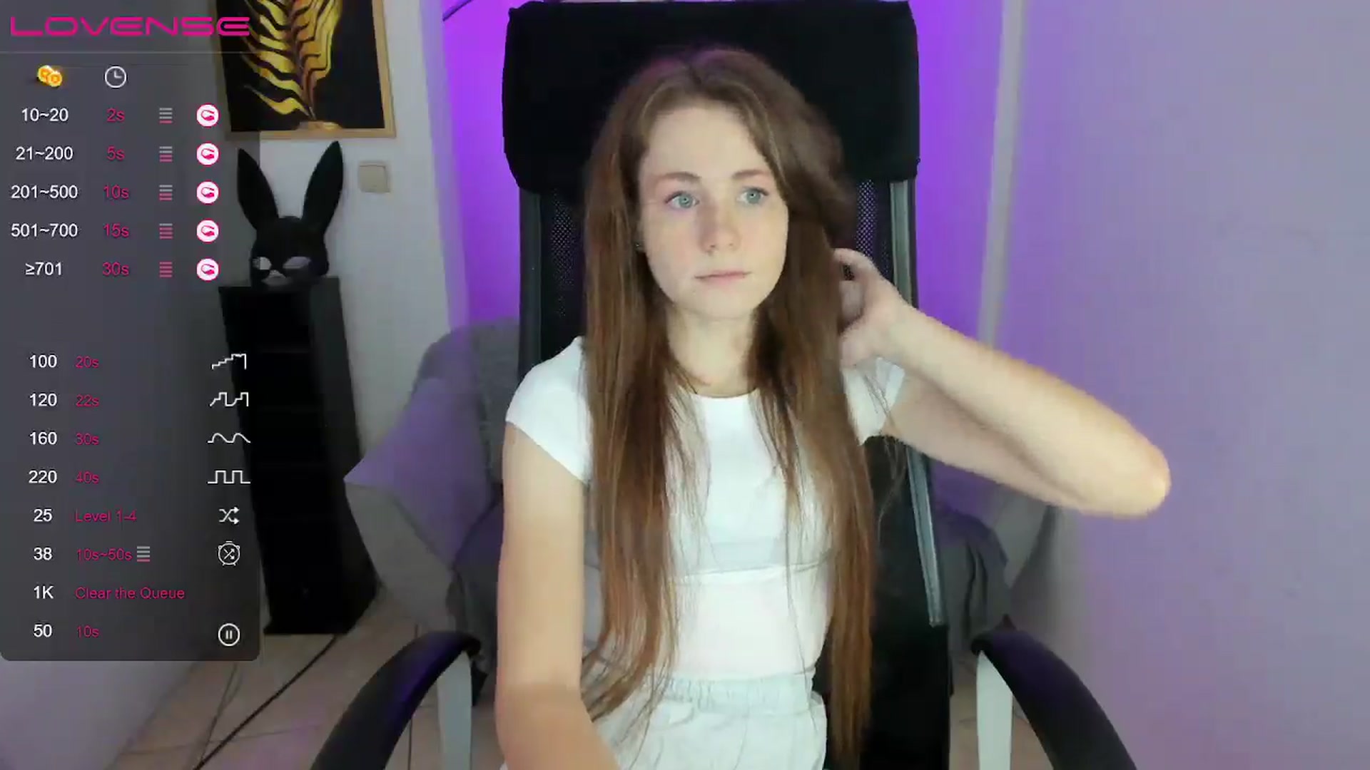 Gallery image thumbnail from Moonshinee's myfreecams stream on, 12/04/2024, 13:56 image 11 of 20