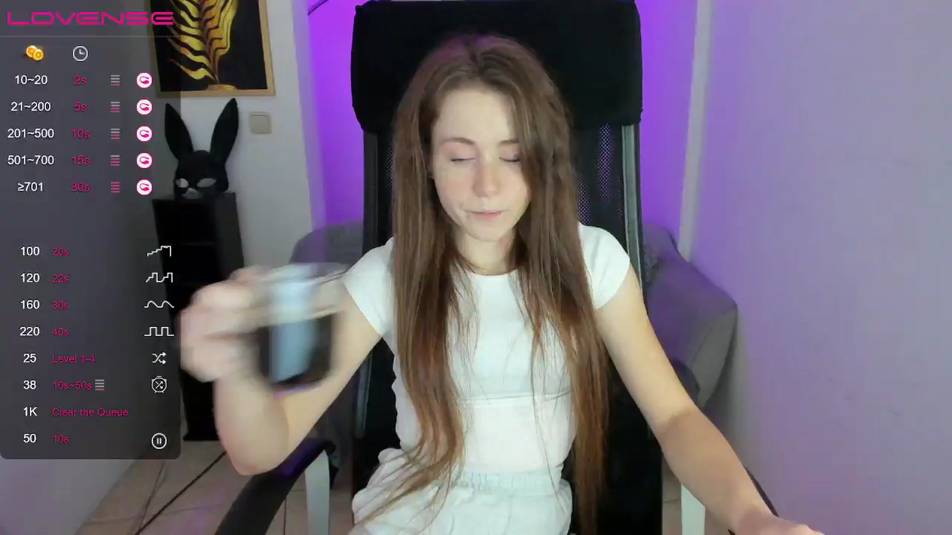 Gallery image thumbnail from Moonshinee's myfreecams stream on, 12/04/2024, 13:56 image 1 of 20