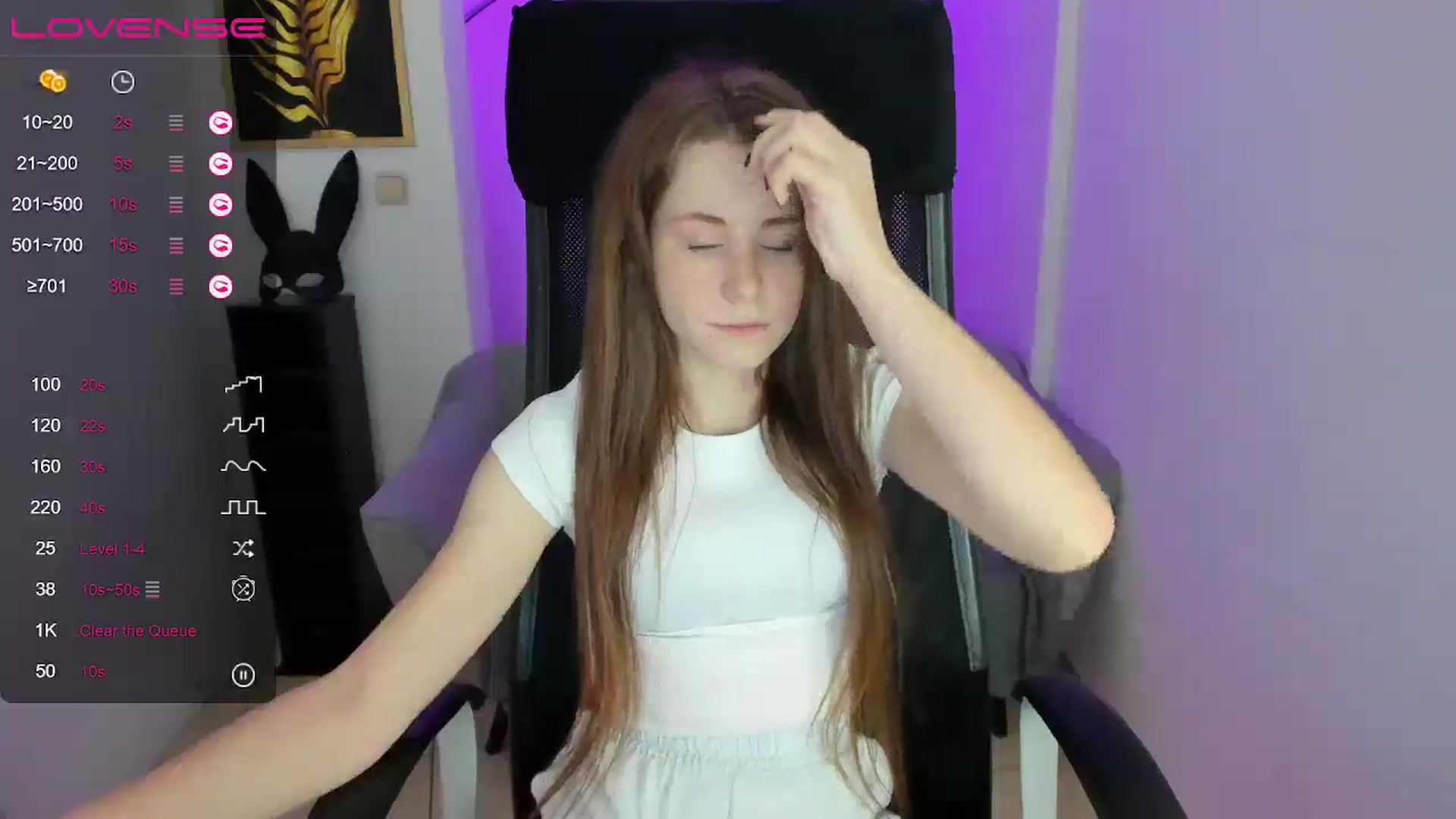 Gallery image thumbnail from Moonshinee's myfreecams stream on, 12/04/2024, 14:13 image 11 of 20