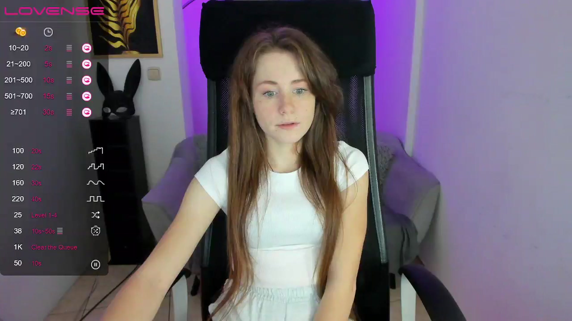 Gallery image thumbnail from Moonshinee's myfreecams stream on, 12/04/2024, 14:13 image 15 of 20
