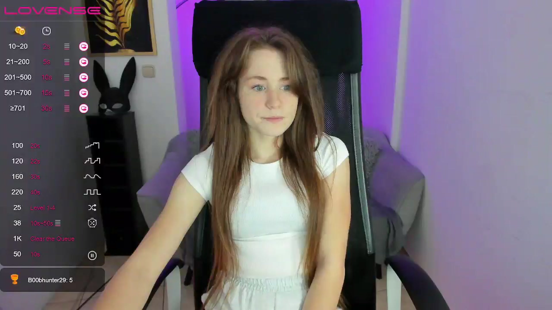 Gallery image thumbnail from Moonshinee's myfreecams stream on, 12/04/2024, 14:13 image 18 of 20
