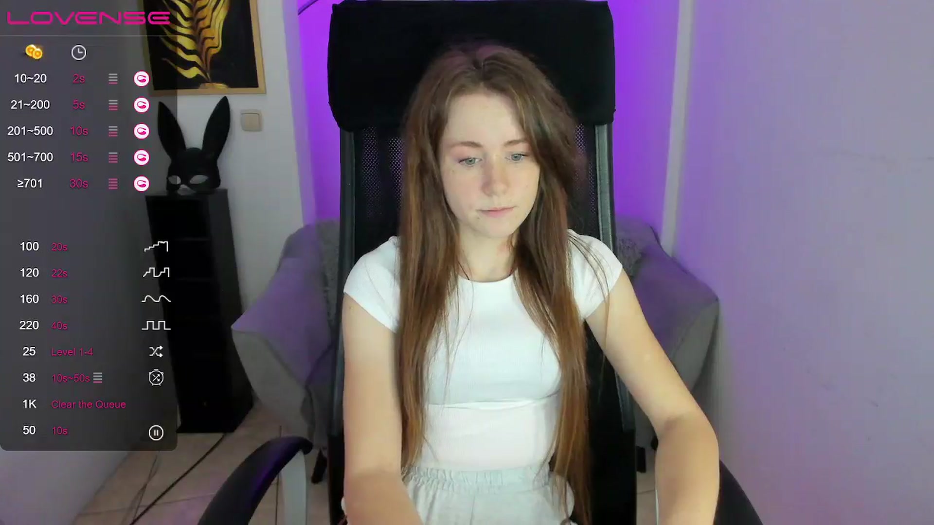 Gallery image thumbnail from Moonshinee's myfreecams stream on, 12/04/2024, 14:13 image 13 of 20