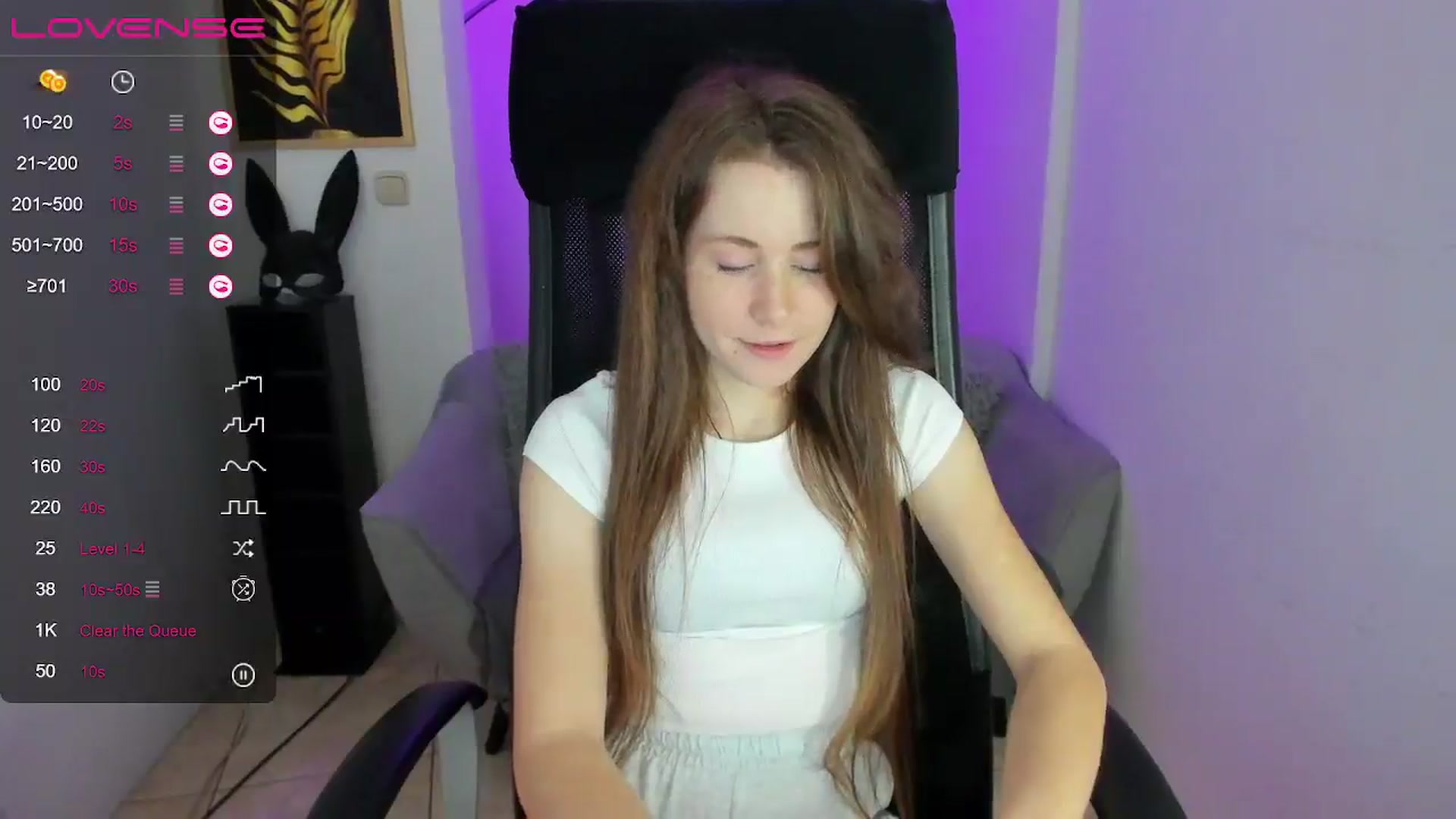 Gallery image thumbnail from Moonshinee's myfreecams stream on, 12/04/2024, 14:13 image 14 of 20