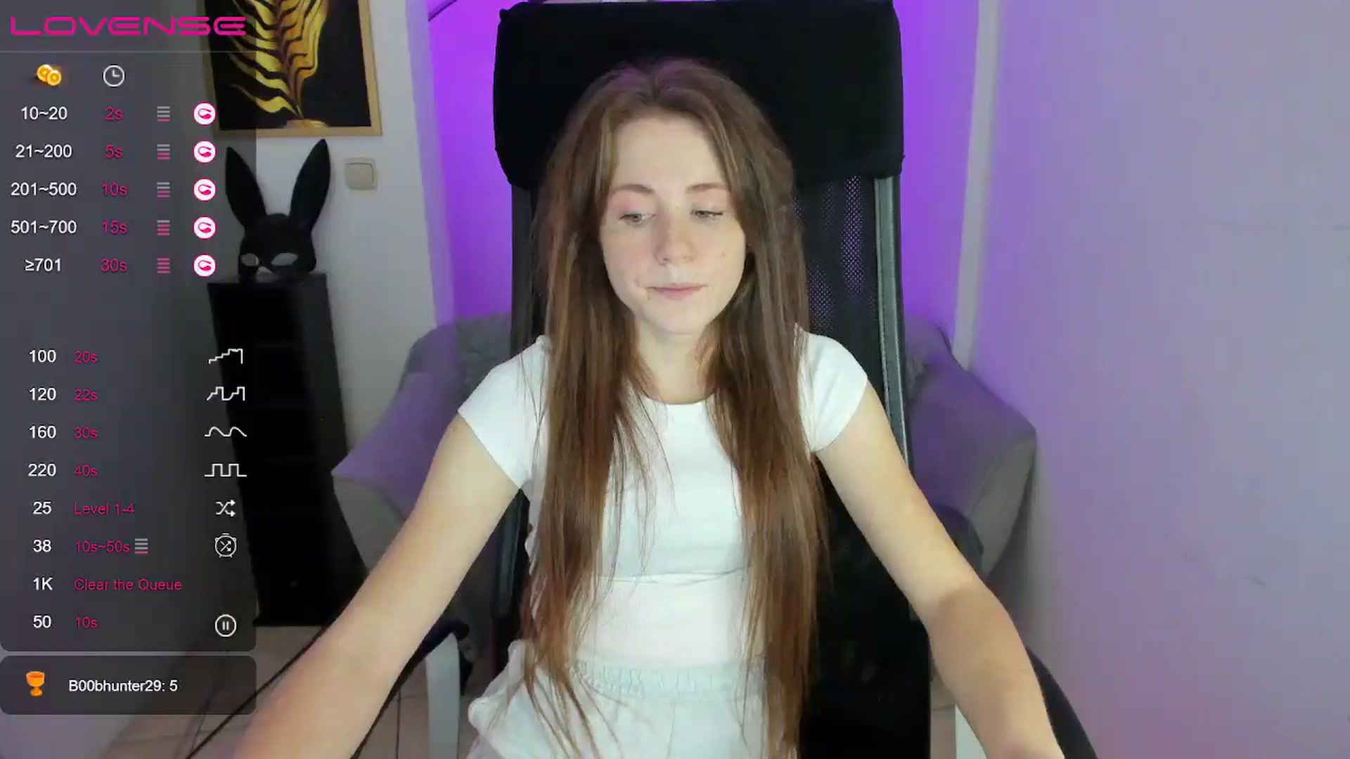 Gallery image thumbnail from Moonshinee's myfreecams stream on, 12/04/2024, 15:01 image 12 of 20