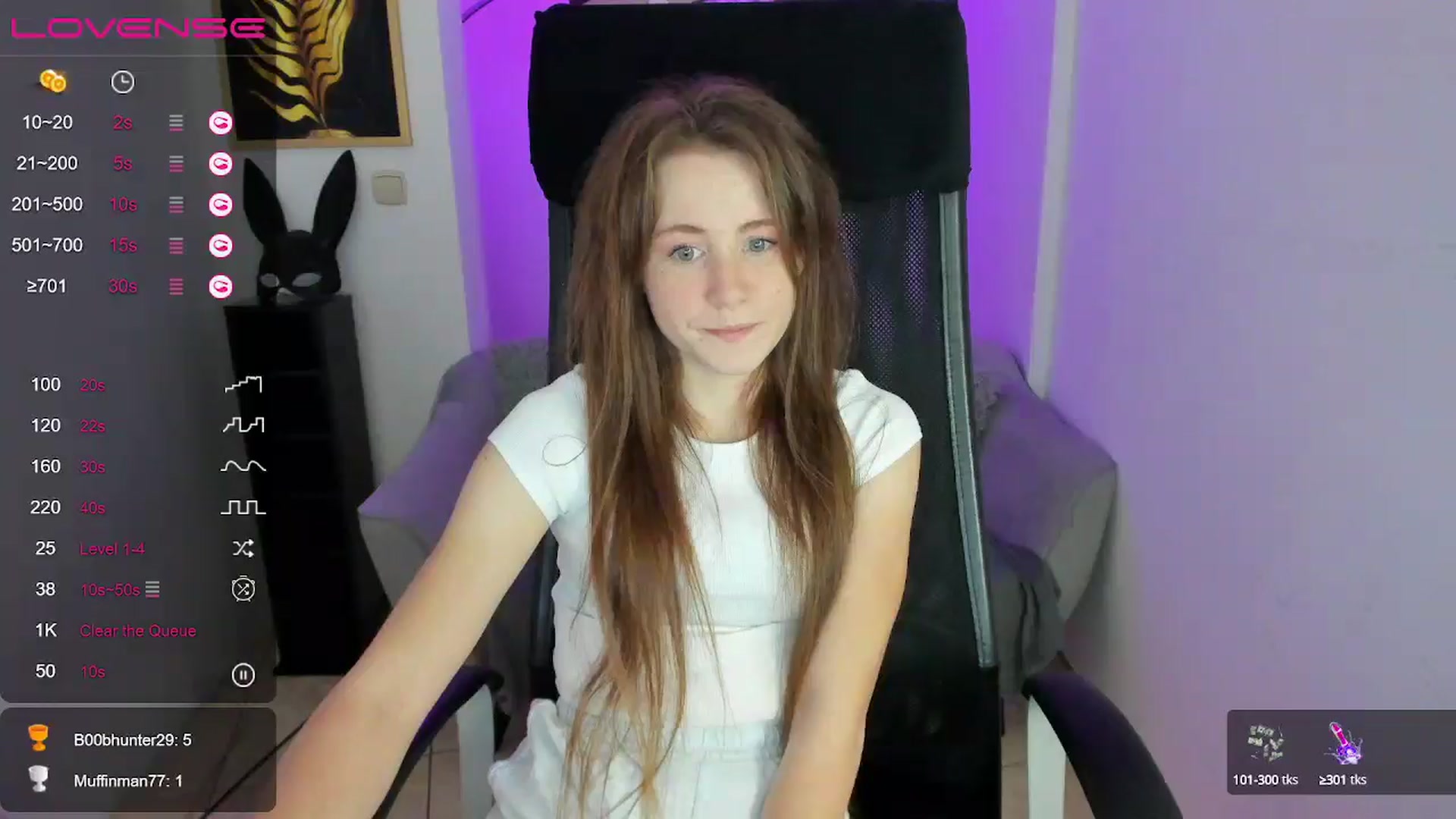 Gallery image thumbnail from Moonshinee's myfreecams stream on, 12/04/2024, 15:01 image 18 of 20