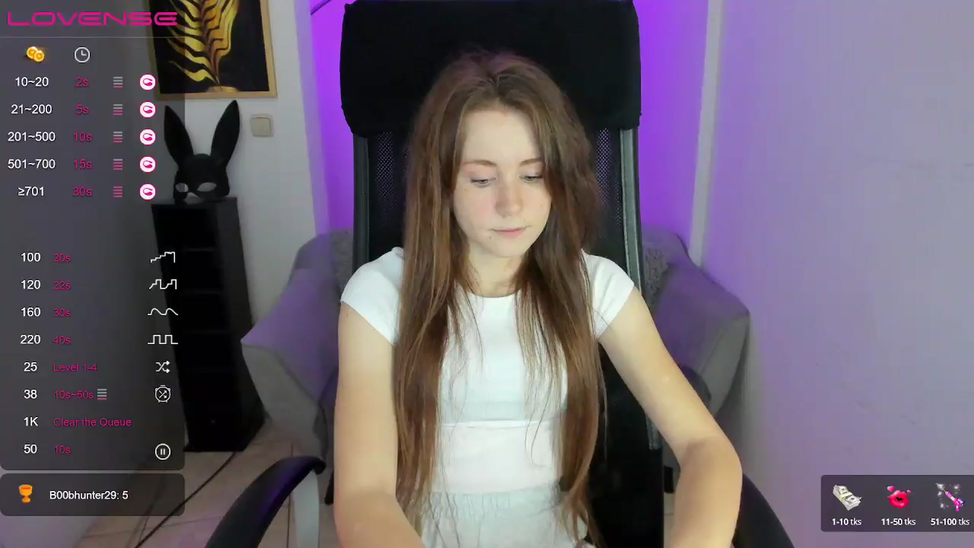 Gallery image thumbnail from Moonshinee's myfreecams stream on, 12/04/2024, 15:01 image 4 of 20