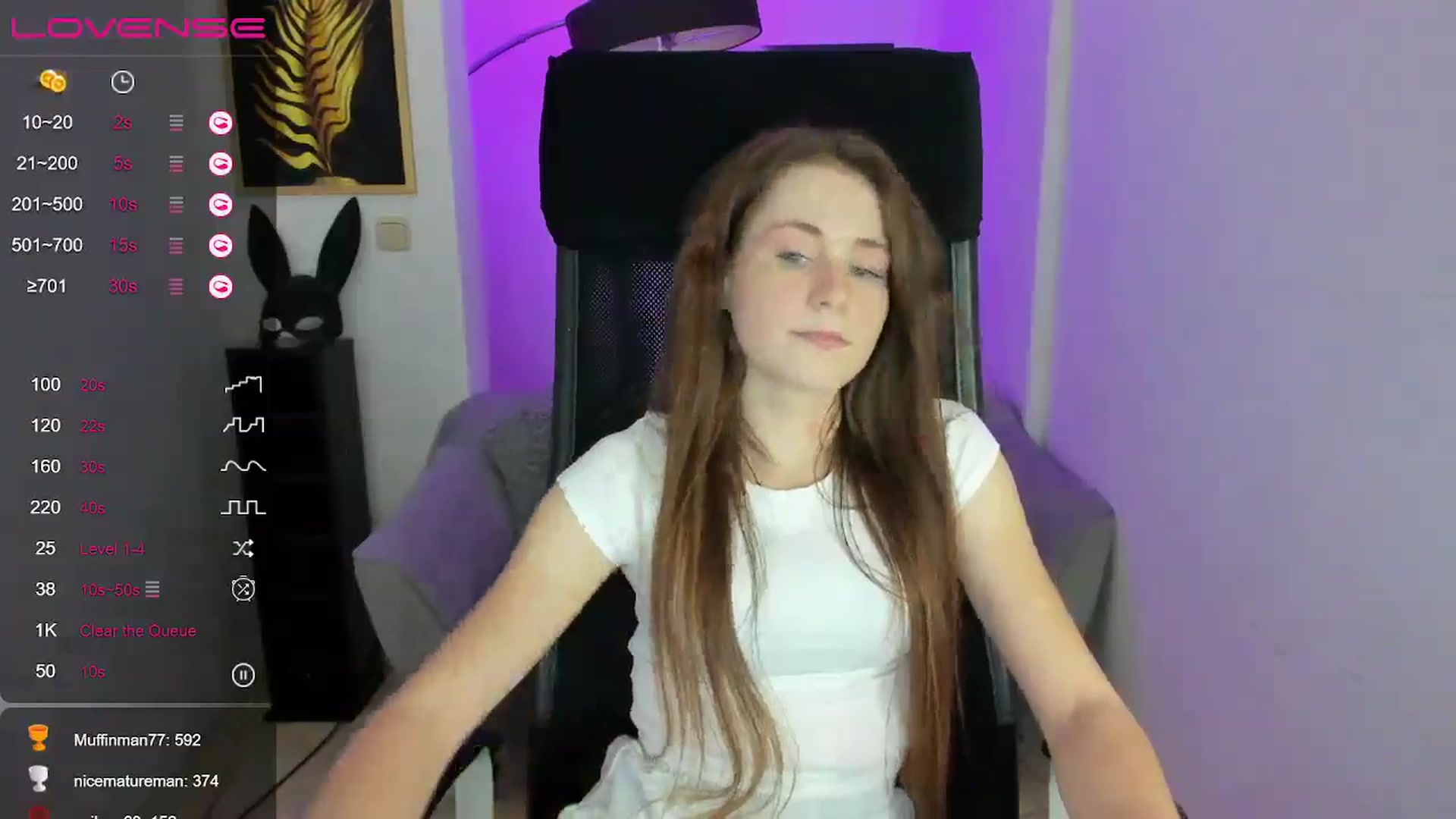 Gallery image thumbnail from Moonshinee's myfreecams stream on, 12/04/2024, 18:39 image 14 of 20