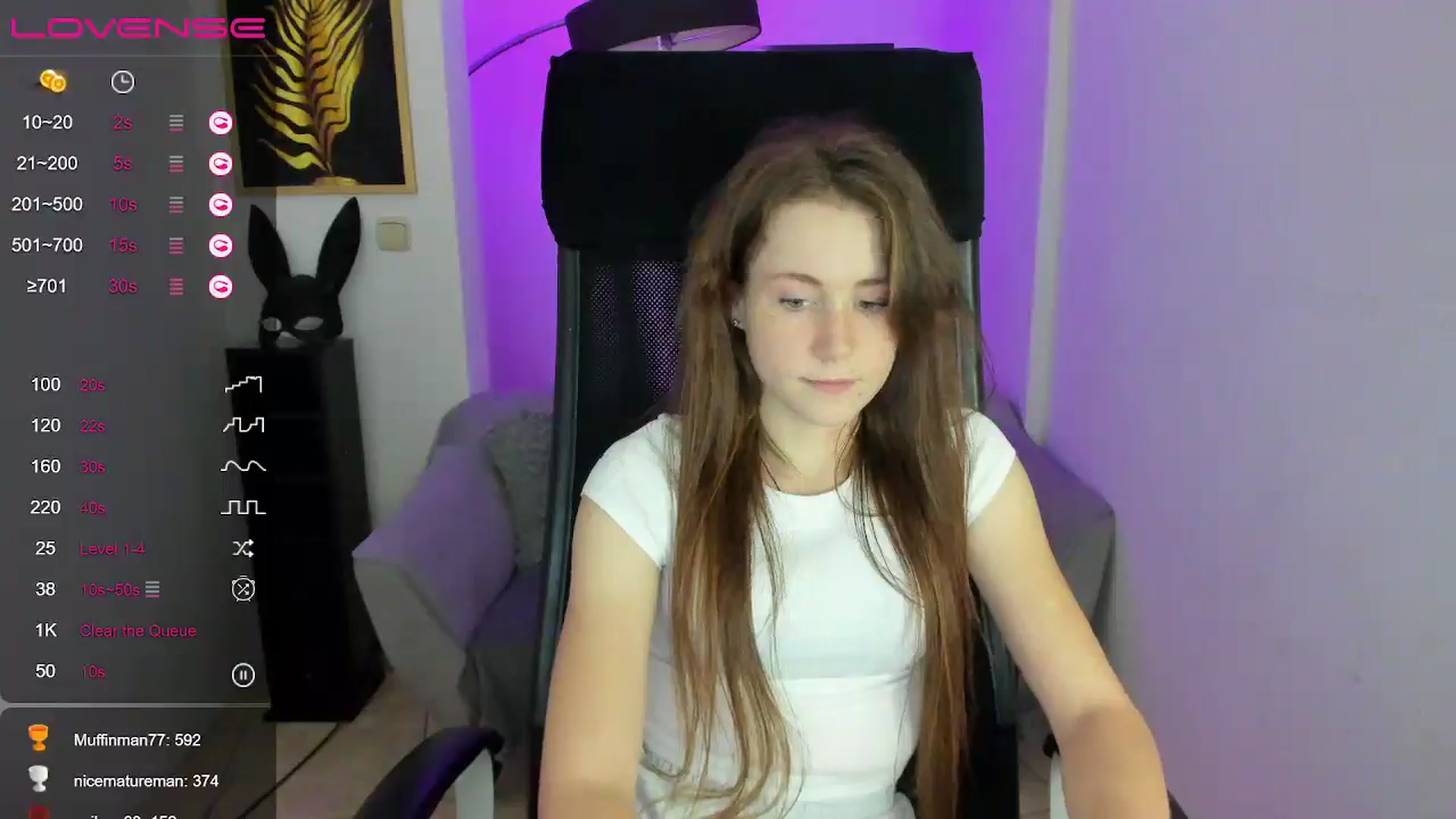 Gallery image thumbnail from Moonshinee's myfreecams stream on, 12/04/2024, 18:39 image 15 of 20