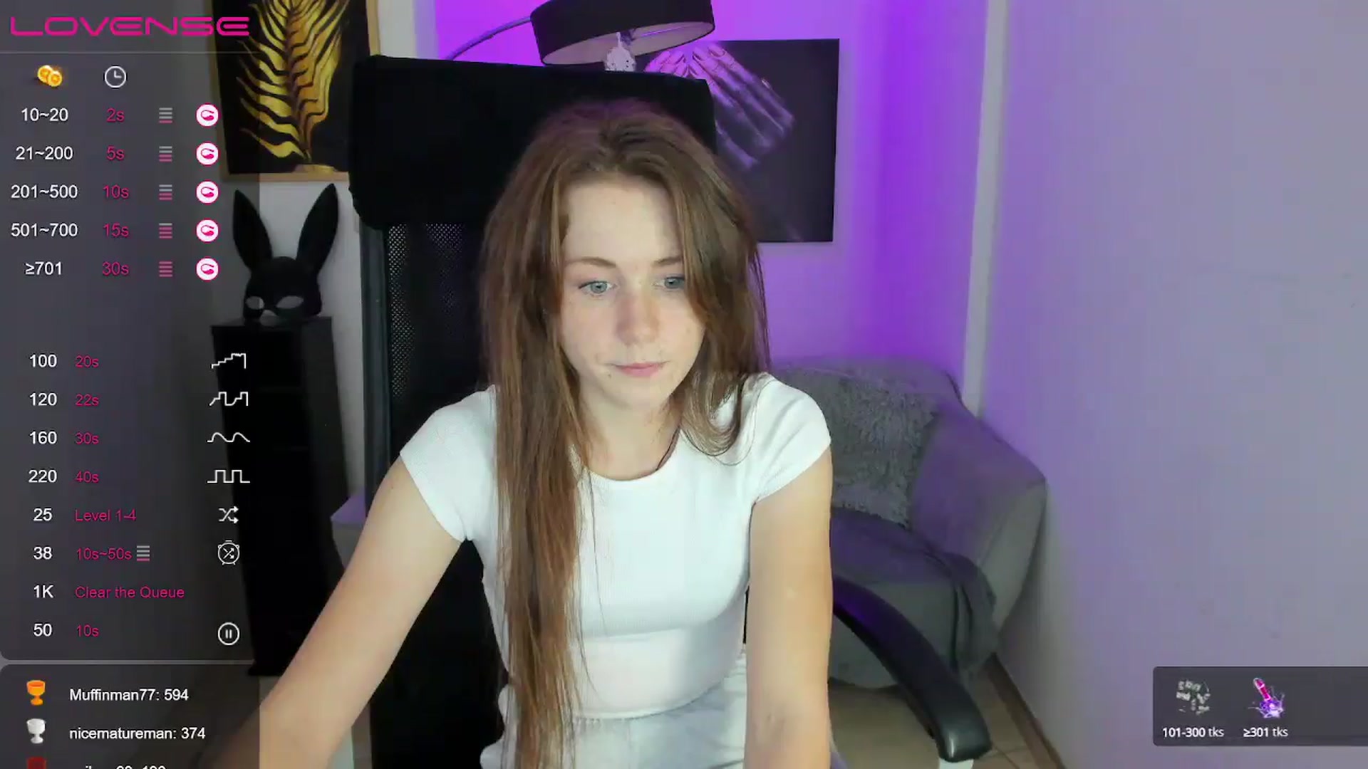 Gallery image thumbnail from Moonshinee's myfreecams stream on, 12/04/2024, 20:40 image 16 of 20