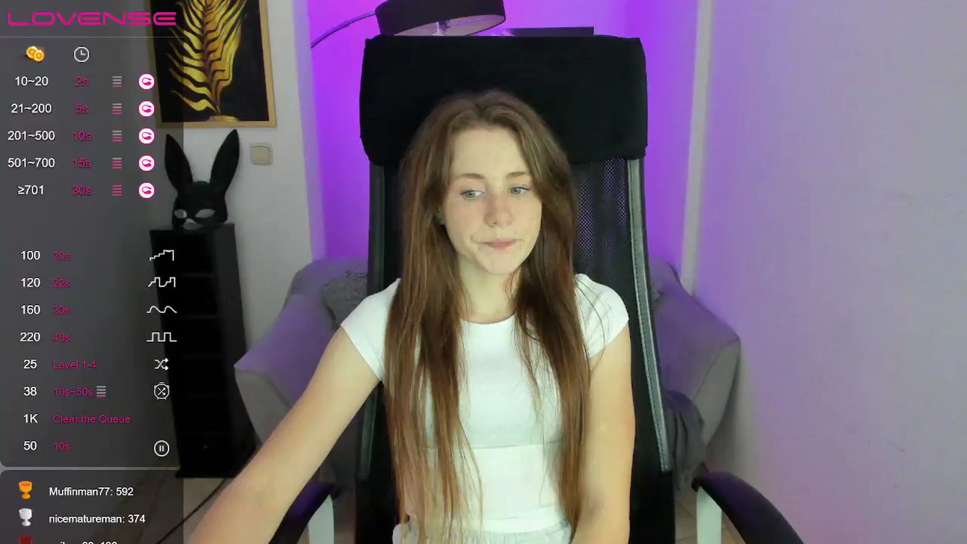 Gallery image thumbnail from Moonshinee's myfreecams stream on, 12/04/2024, 20:40 image 5 of 20