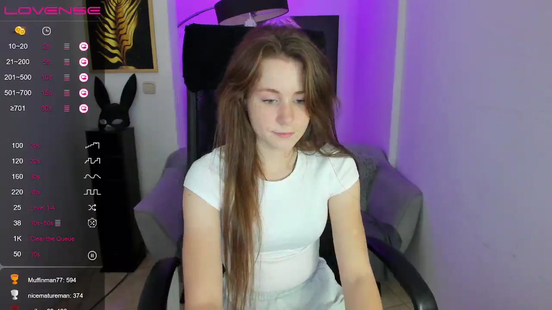 Gallery image thumbnail from Moonshinee's myfreecams stream on, 12/04/2024, 20:40 image 14 of 20