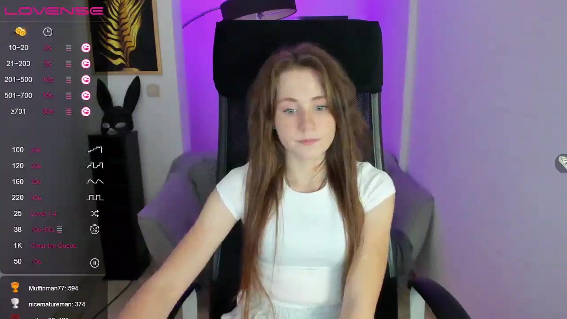 Gallery image thumbnail from Moonshinee's myfreecams stream on, 12/04/2024, 20:40 image 12 of 20