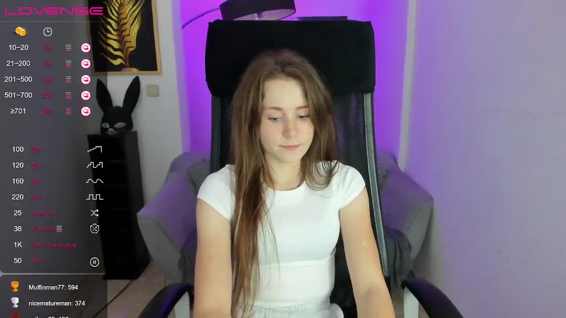 Gallery image thumbnail from Moonshinee's myfreecams stream on, 12/04/2024, 20:40 image 19 of 20
