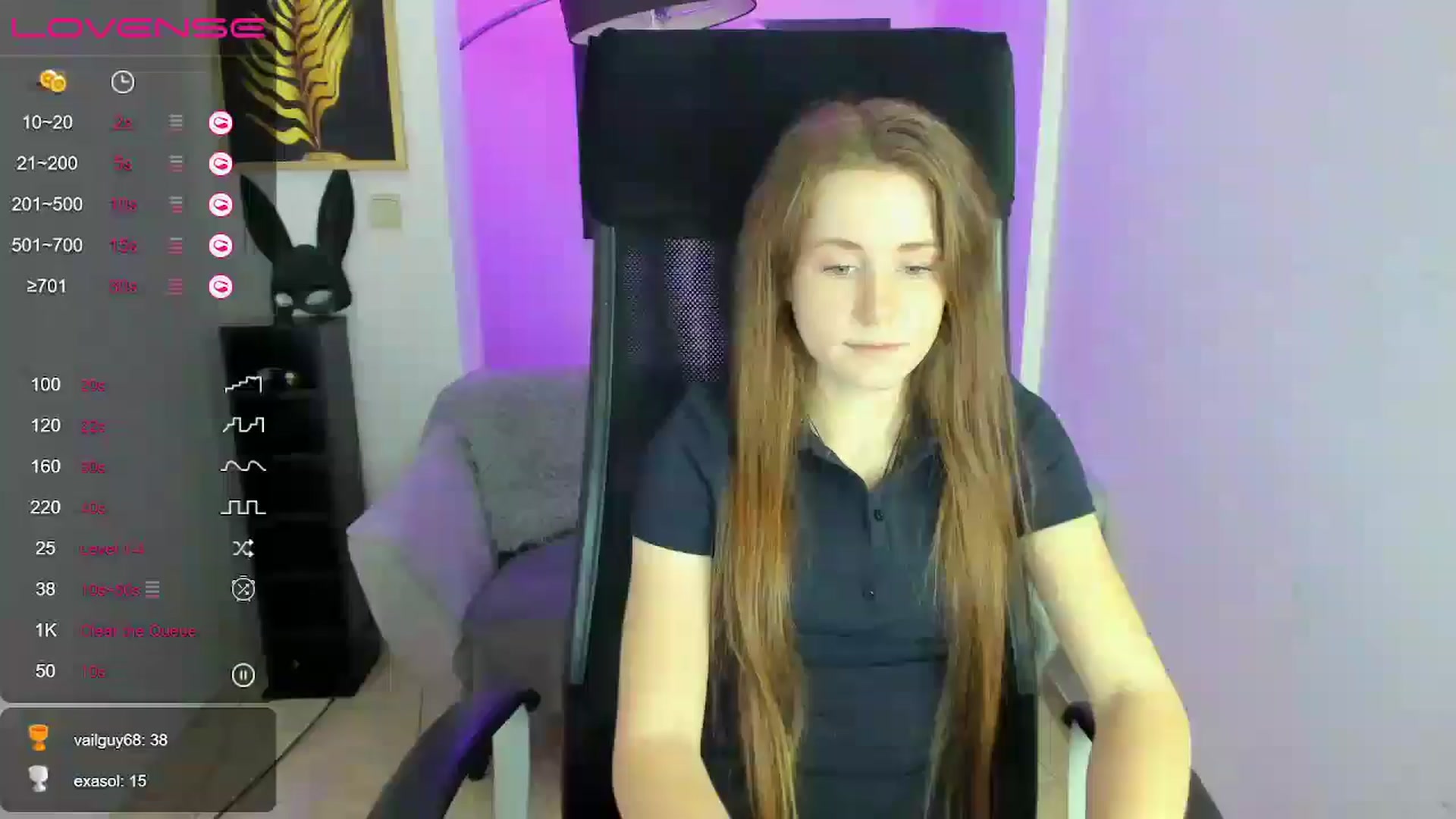 Gallery image thumbnail from Moonshinee's myfreecams stream on, 12/05/2024, 15:01 image 1 of 20