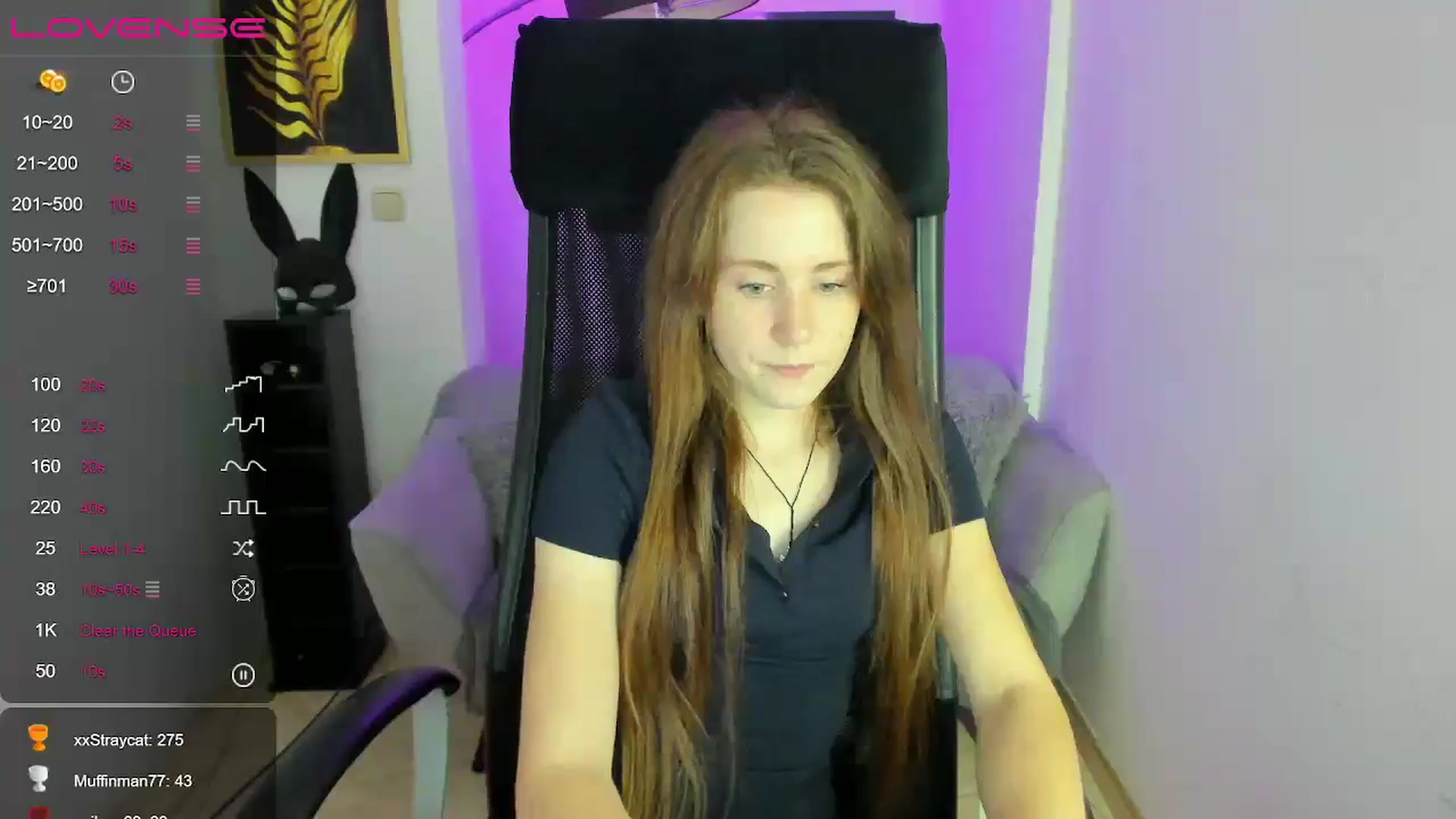 Gallery image thumbnail from Moonshinee's myfreecams stream on, 12/05/2024, 17:30 image 15 of 20