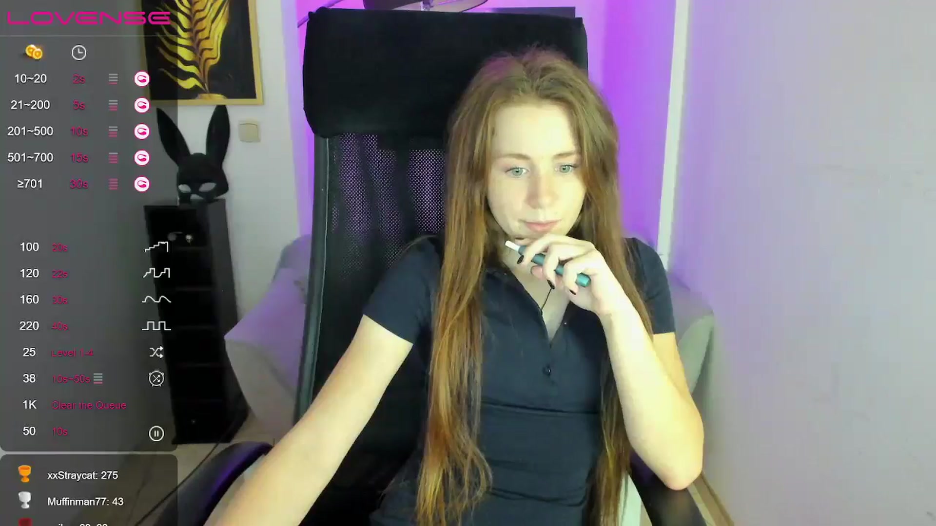 Gallery image thumbnail from Moonshinee's myfreecams stream on, 12/05/2024, 17:30 image 2 of 20